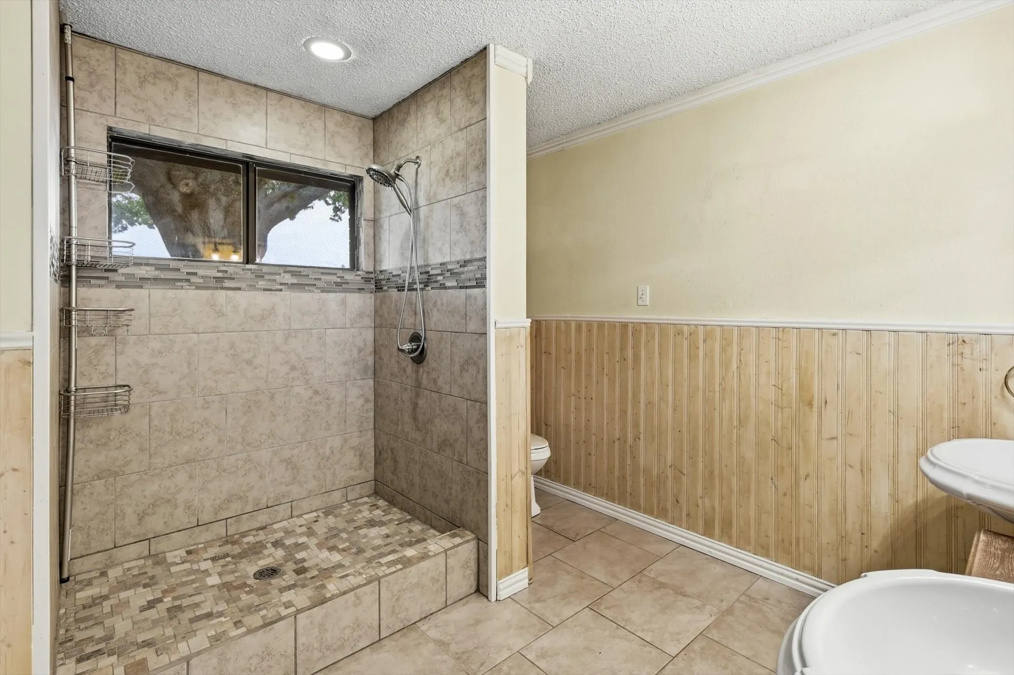 Single Family Residence For Sale in Denton County , 2714 Skyview Drive, Corinth, Texas 76210, 3 Bedroom, 2 Bathroom, 2 Garage spaces, 1,515 Sqft, built in 1986, mls#21370526, Real Estate Agent in Corinth, Homes For Sale in Denton county, Homes For Sale in Corinth, Realtor in Corinth Texas, Real Estate Brokerage Independent Realty Texas, Luminita Cordes Realtor