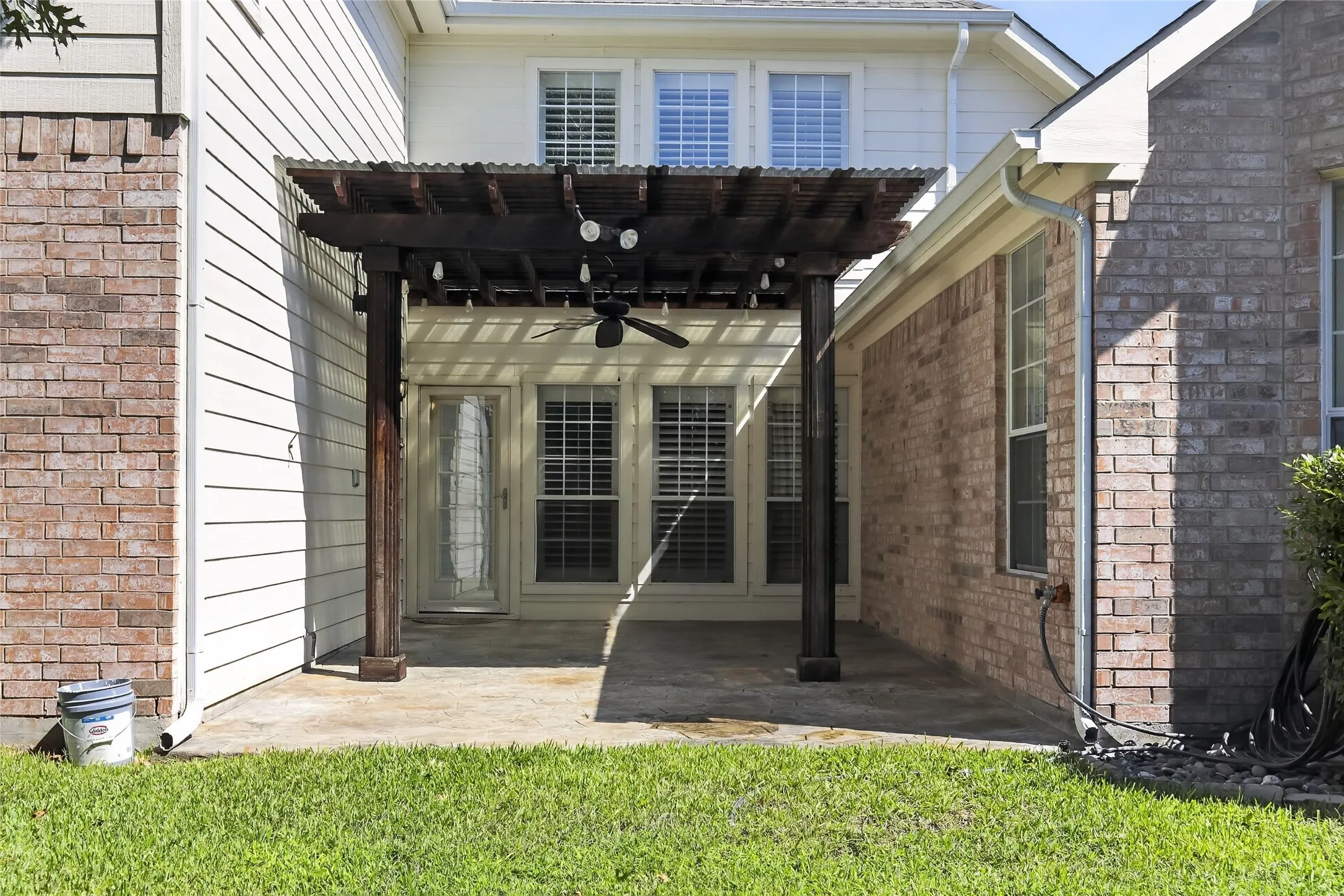 Single Family Residence For Sale in Collin County , 108 Windsor Drive, Murphy, Texas 75094, 4 Bedroom, 3 Bathroom, 2 Garage spaces, 3,103 Sqft, built in 1999, mls#21370519, Real Estate Agent in Murphy, Homes For Sale in Collin county, Homes For Sale in Murphy, Realtor in Murphy Texas, Real Estate Brokerage Independent Realty Texas, Luminita Cordes Realtor