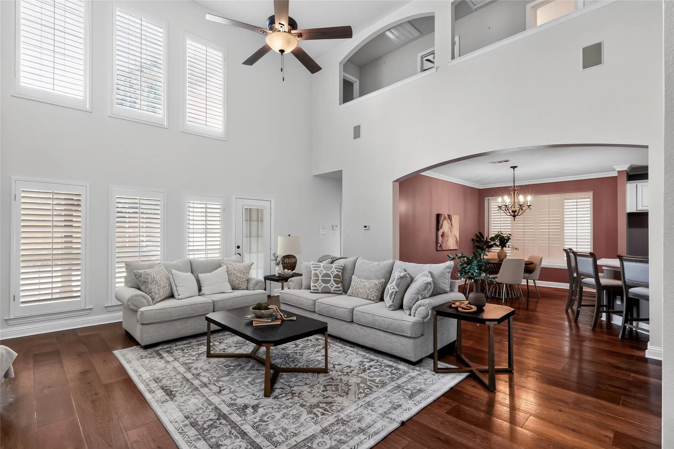 Single Family Residence For Sale in Collin County , 108 Windsor Drive, Murphy, Texas 75094, 4 Bedroom, 3 Bathroom, 2 Garage spaces, 3,103 Sqft, built in 1999, mls#21370519, Real Estate Agent in Murphy, Homes For Sale in Collin county, Homes For Sale in Murphy, Realtor in Murphy Texas, Real Estate Brokerage Independent Realty Texas, Luminita Cordes Realtor