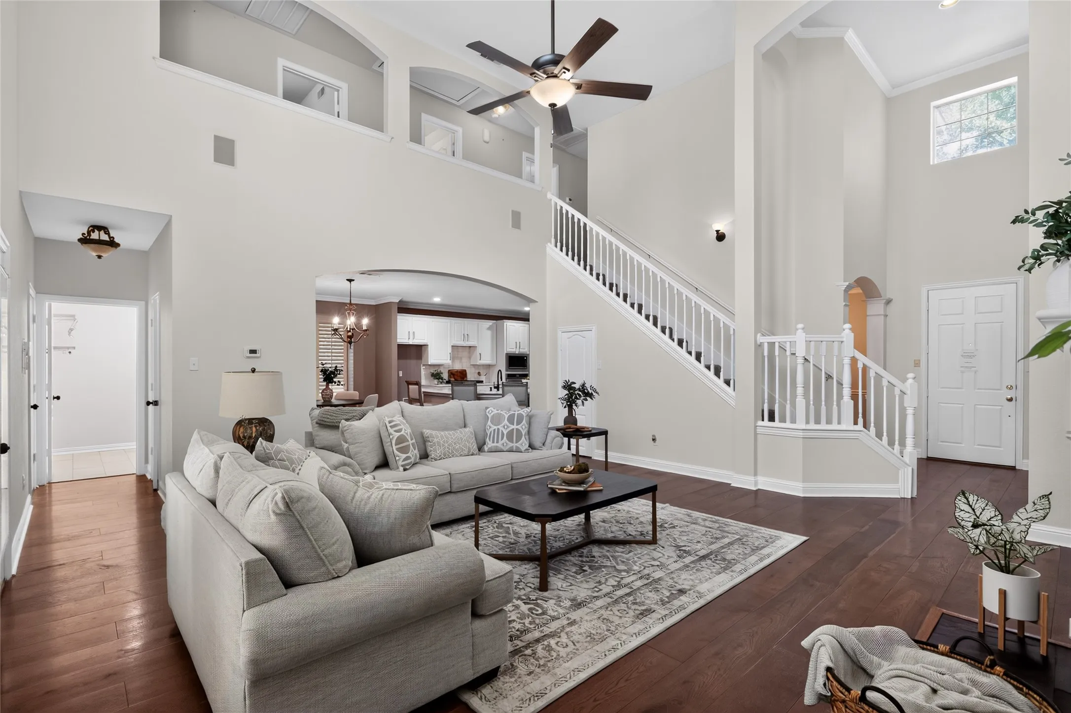 Single Family Residence For Sale in Collin County , 108 Windsor Drive, Murphy, Texas 75094, 4 Bedroom, 3 Bathroom, 2 Garage spaces, 3,103 Sqft, built in 1999, mls#21370519, Real Estate Agent in Murphy, Homes For Sale in Collin county, Homes For Sale in Murphy, Realtor in Murphy Texas, Real Estate Brokerage Independent Realty Texas, Luminita Cordes Realtor