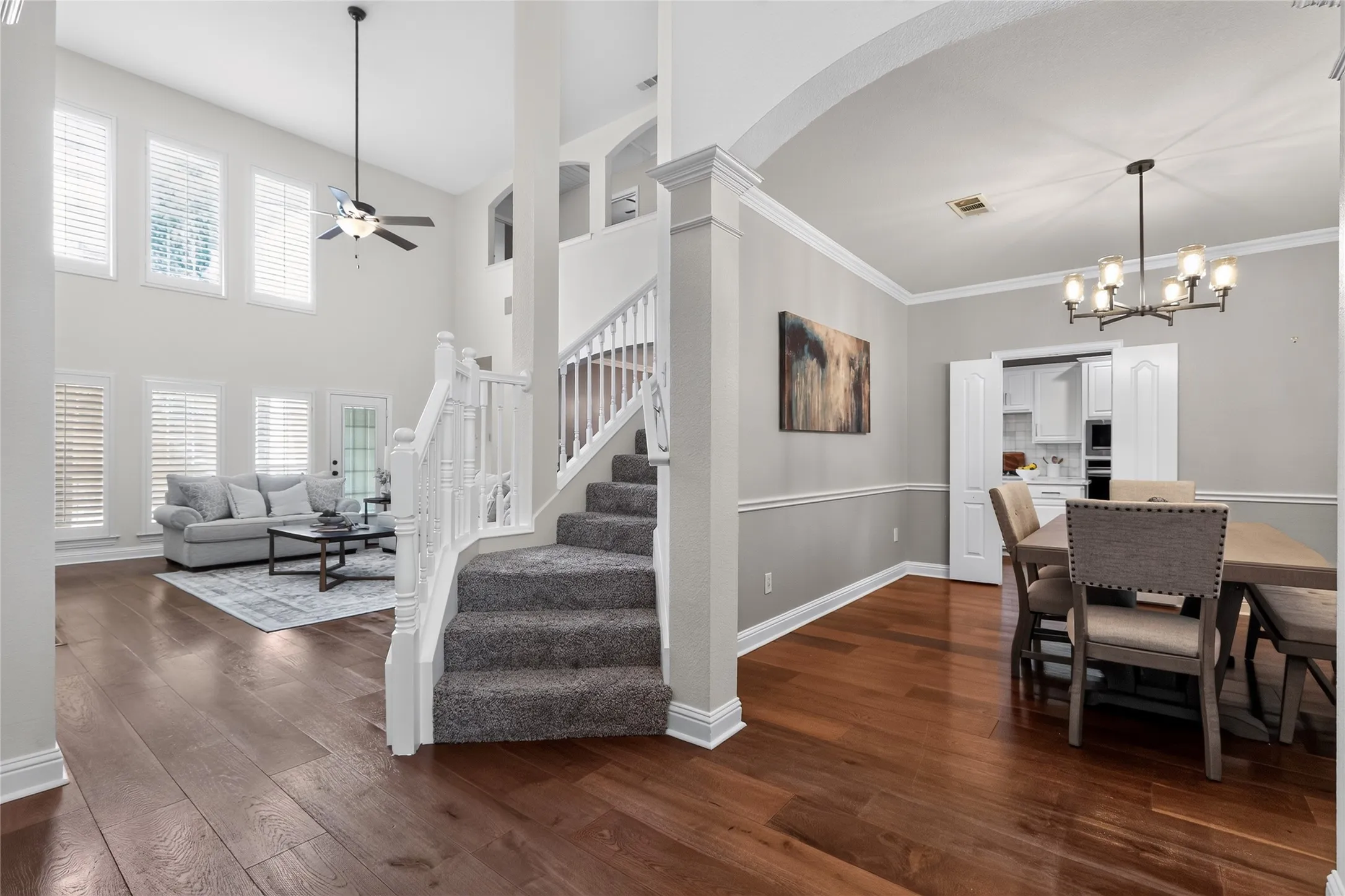 Single Family Residence For Sale in Collin County , 108 Windsor Drive, Murphy, Texas 75094, 4 Bedroom, 3 Bathroom, 2 Garage spaces, 3,103 Sqft, built in 1999, mls#21370519, Real Estate Agent in Murphy, Homes For Sale in Collin county, Homes For Sale in Murphy, Realtor in Murphy Texas, Real Estate Brokerage Independent Realty Texas, Luminita Cordes Realtor