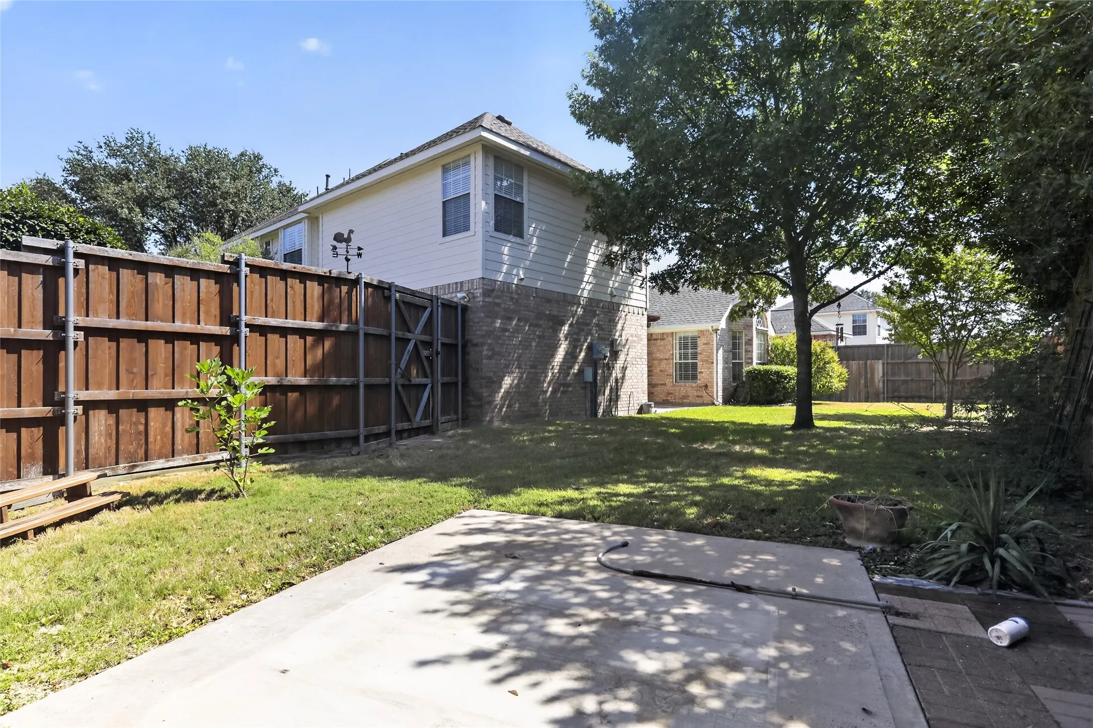 Single Family Residence For Sale in Collin County , 108 Windsor Drive, Murphy, Texas 75094, 4 Bedroom, 3 Bathroom, 2 Garage spaces, 3,103 Sqft, built in 1999, mls#21370519, Real Estate Agent in Murphy, Homes For Sale in Collin county, Homes For Sale in Murphy, Realtor in Murphy Texas, Real Estate Brokerage Independent Realty Texas, Luminita Cordes Realtor