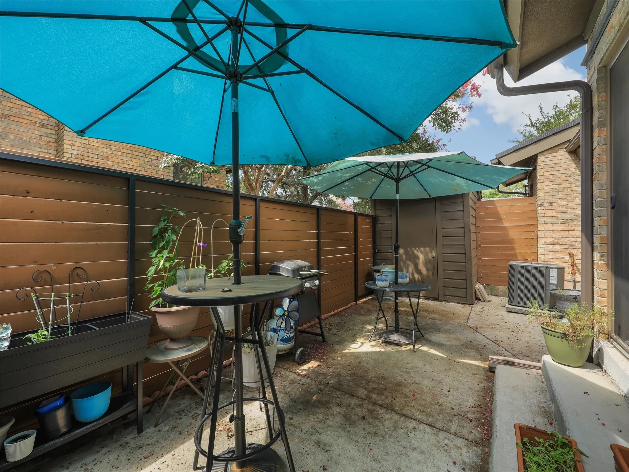 Condominium For Sale in Collin County , 2204 W Park Boulevard 2803, Plano, Texas 75075, 2 Bedroom, 2 Bathroom, Garage spaces, 1,037 Sqft, built in 1982, mls#21371021, Real Estate Agent in Plano, Homes For Sale in Collin county, Homes For Sale in Plano, Realtor in Plano Texas, Real Estate Brokerage Independent Realty Texas, Luminita Cordes Realtor