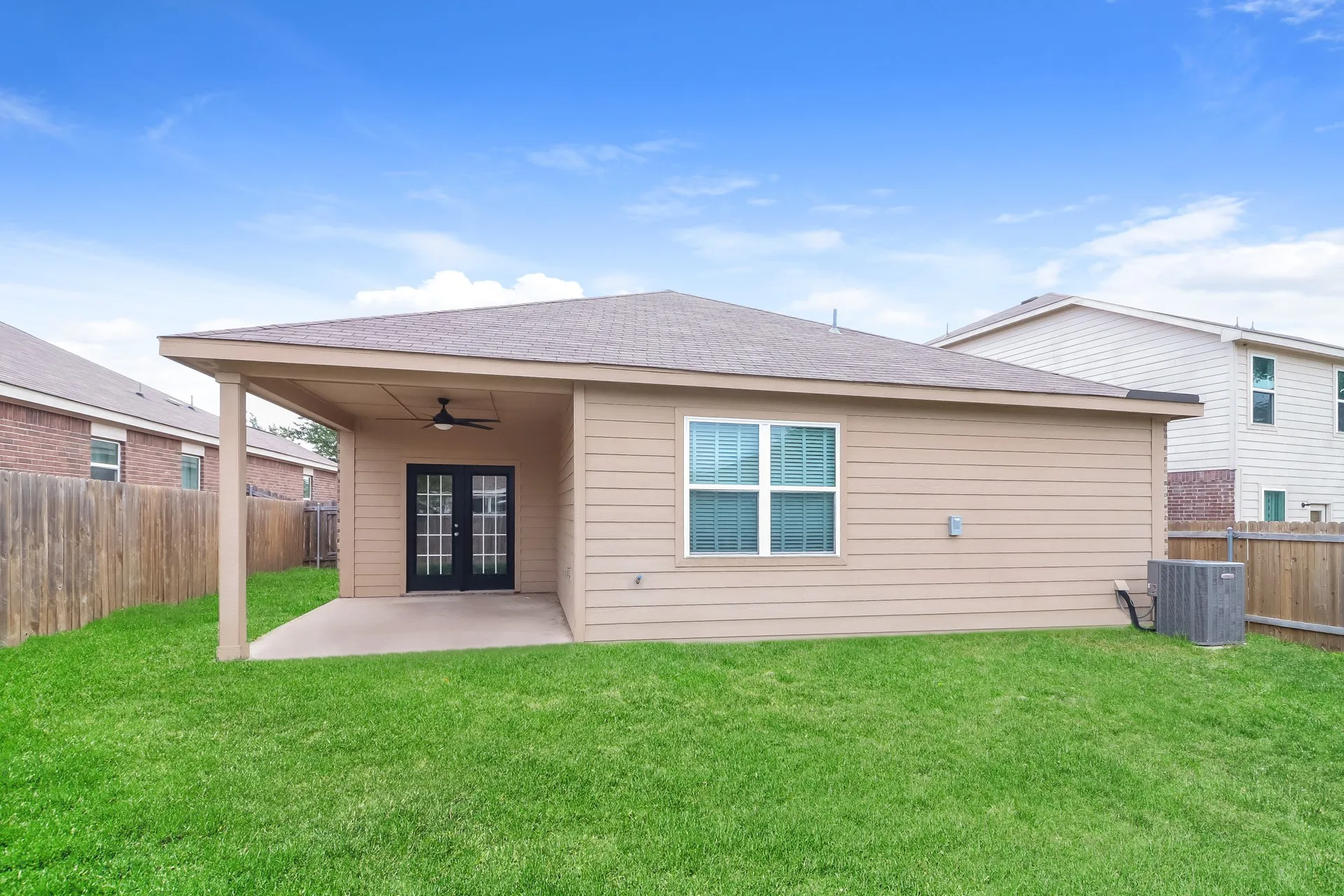 Single Family Residence For Rent in Tarrant County , 6205 Ryan Creek Road, Fort Worth, Texas 76179, 3 Bedroom, 2 Bathroom, 2 Garage spaces, 1,597 Sqft, built in 2015, mls#21371284, Real Estate Agent in Fort Worth, Homes For Rent in Tarrant county, Homes For Rent in Fort Worth, Realtor in Fort Worth Texas, Real Estate Brokerage Independent Realty Texas, Luminita Cordes Realtor