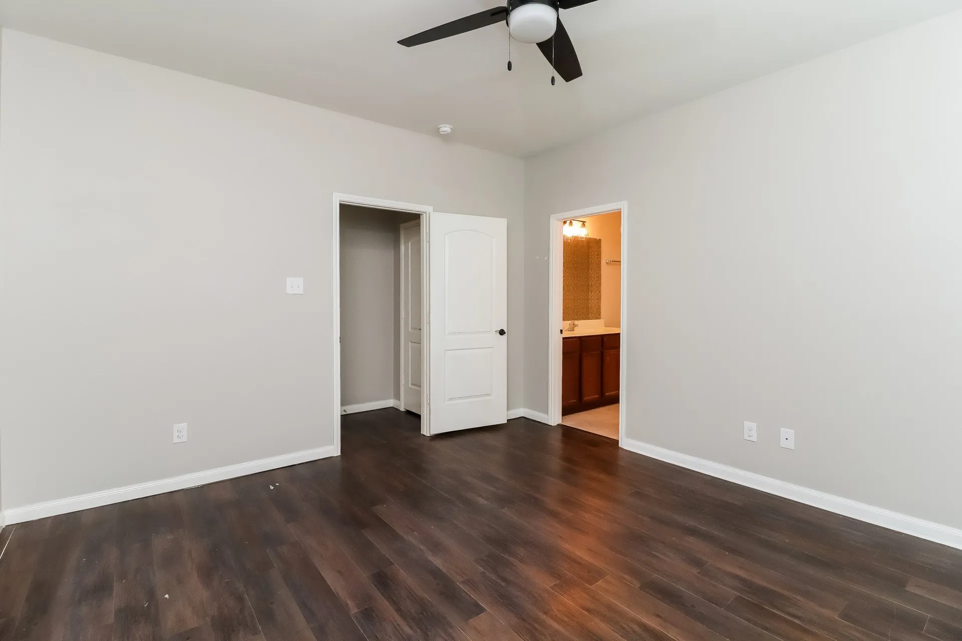 Single Family Residence For Rent in Tarrant County , 6205 Ryan Creek Road, Fort Worth, Texas 76179, 3 Bedroom, 2 Bathroom, 2 Garage spaces, 1,597 Sqft, built in 2015, mls#21371284, Real Estate Agent in Fort Worth, Homes For Rent in Tarrant county, Homes For Rent in Fort Worth, Realtor in Fort Worth Texas, Real Estate Brokerage Independent Realty Texas, Luminita Cordes Realtor