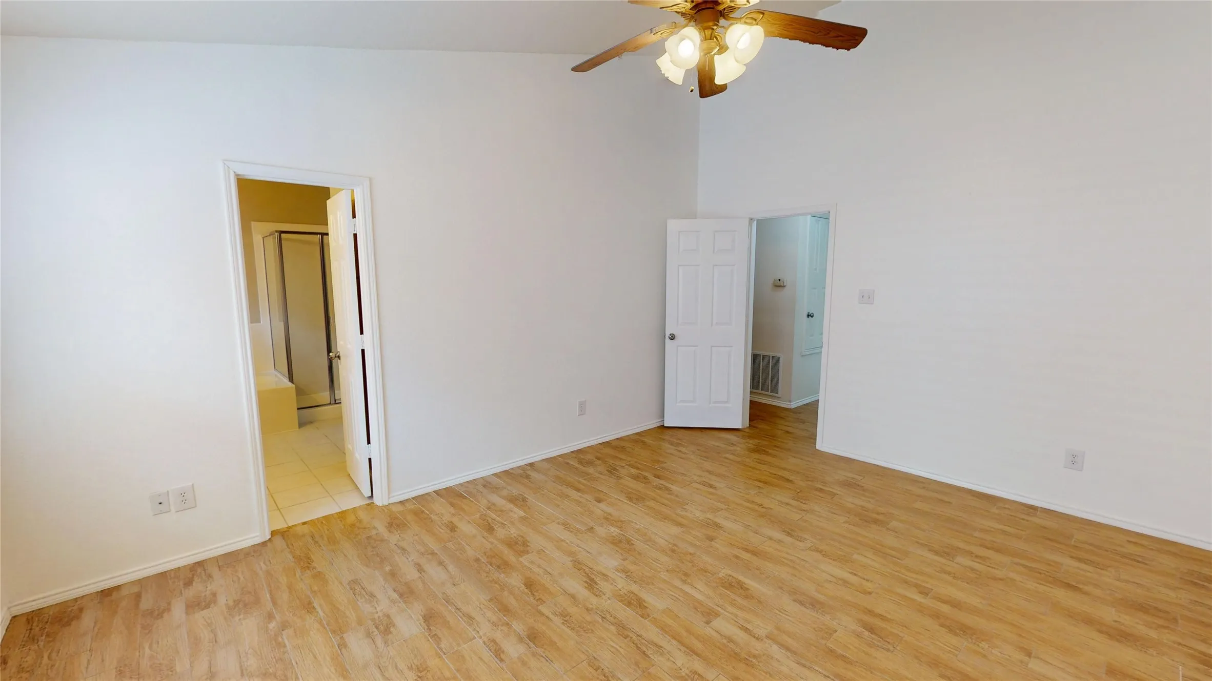 Single Family Residence For Sale in Collin County , 1545 Outerbridge Drive, Allen, Texas 75002, 3 Bedroom, 2 Bathroom, 2 Garage spaces, 1,741 Sqft, built in 2003, mls#21369436, Real Estate Agent in Allen, Homes For Sale in Collin county, Homes For Sale in Allen, Realtor in Allen Texas, Real Estate Brokerage Independent Realty Texas, Luminita Cordes Realtor