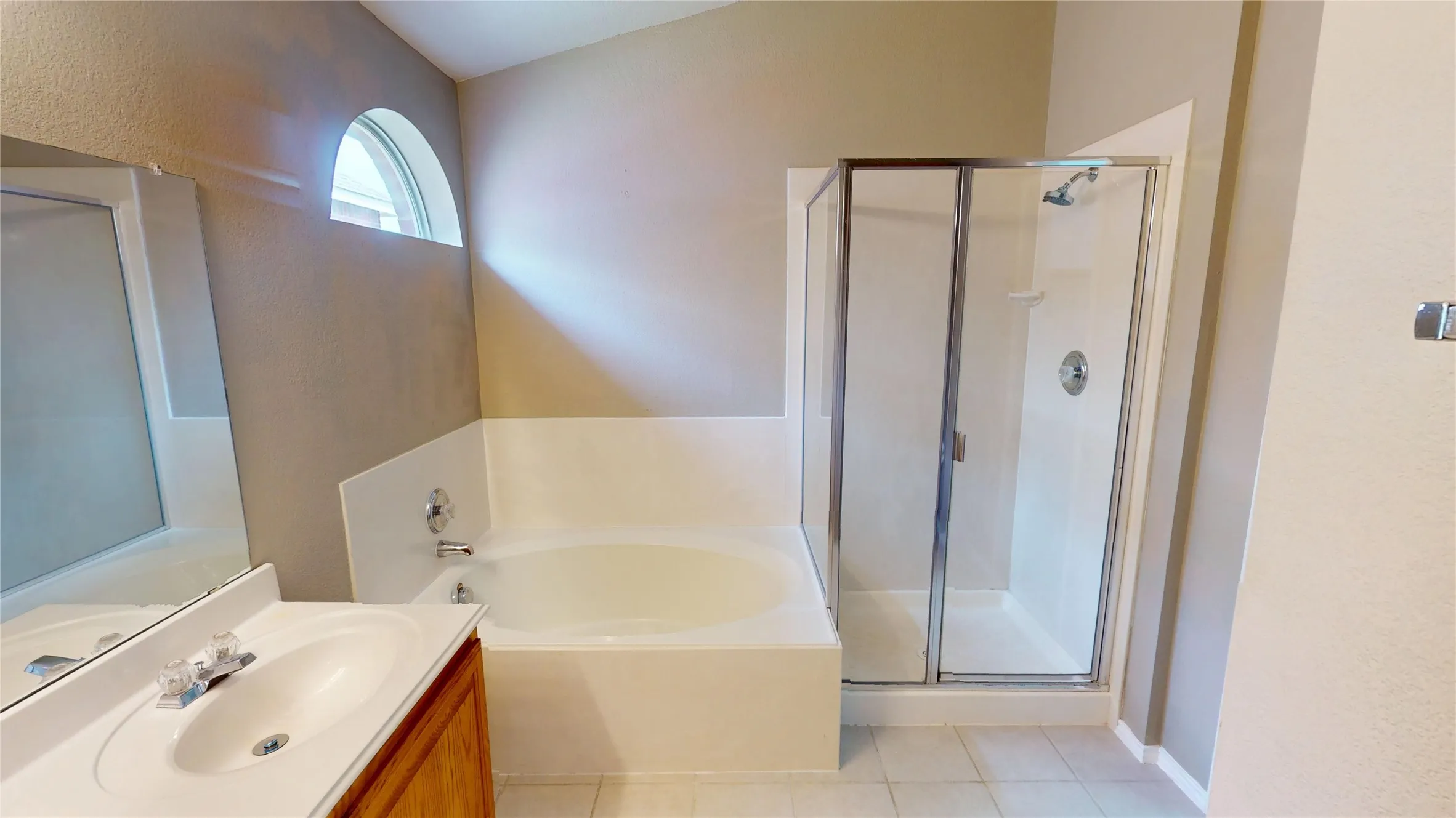 Single Family Residence For Sale in Collin County , 1545 Outerbridge Drive, Allen, Texas 75002, 3 Bedroom, 2 Bathroom, 2 Garage spaces, 1,741 Sqft, built in 2003, mls#21369436, Real Estate Agent in Allen, Homes For Sale in Collin county, Homes For Sale in Allen, Realtor in Allen Texas, Real Estate Brokerage Independent Realty Texas, Luminita Cordes Realtor