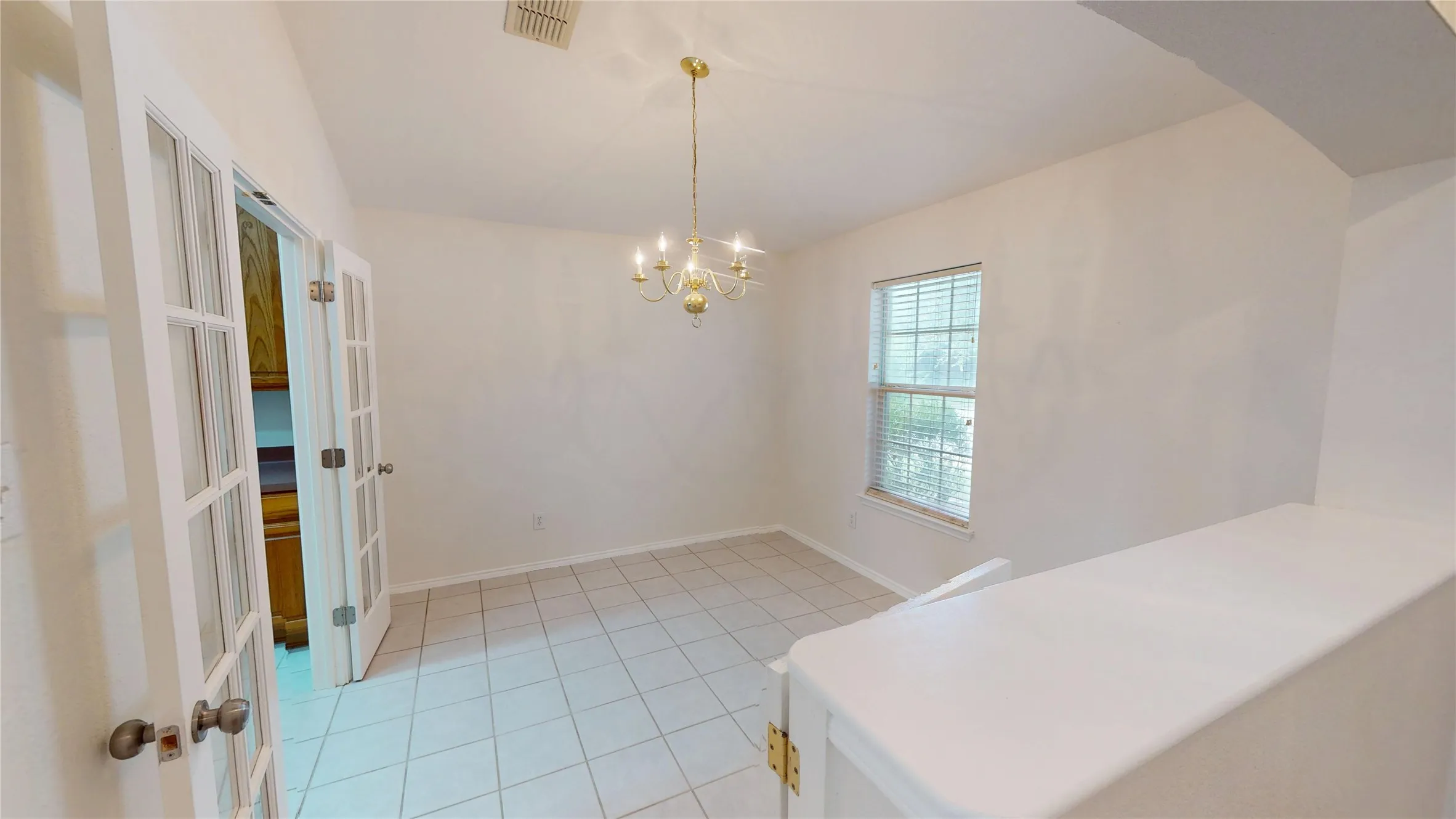Single Family Residence For Sale in Collin County , 1545 Outerbridge Drive, Allen, Texas 75002, 3 Bedroom, 2 Bathroom, 2 Garage spaces, 1,741 Sqft, built in 2003, mls#21369436, Real Estate Agent in Allen, Homes For Sale in Collin county, Homes For Sale in Allen, Realtor in Allen Texas, Real Estate Brokerage Independent Realty Texas, Luminita Cordes Realtor