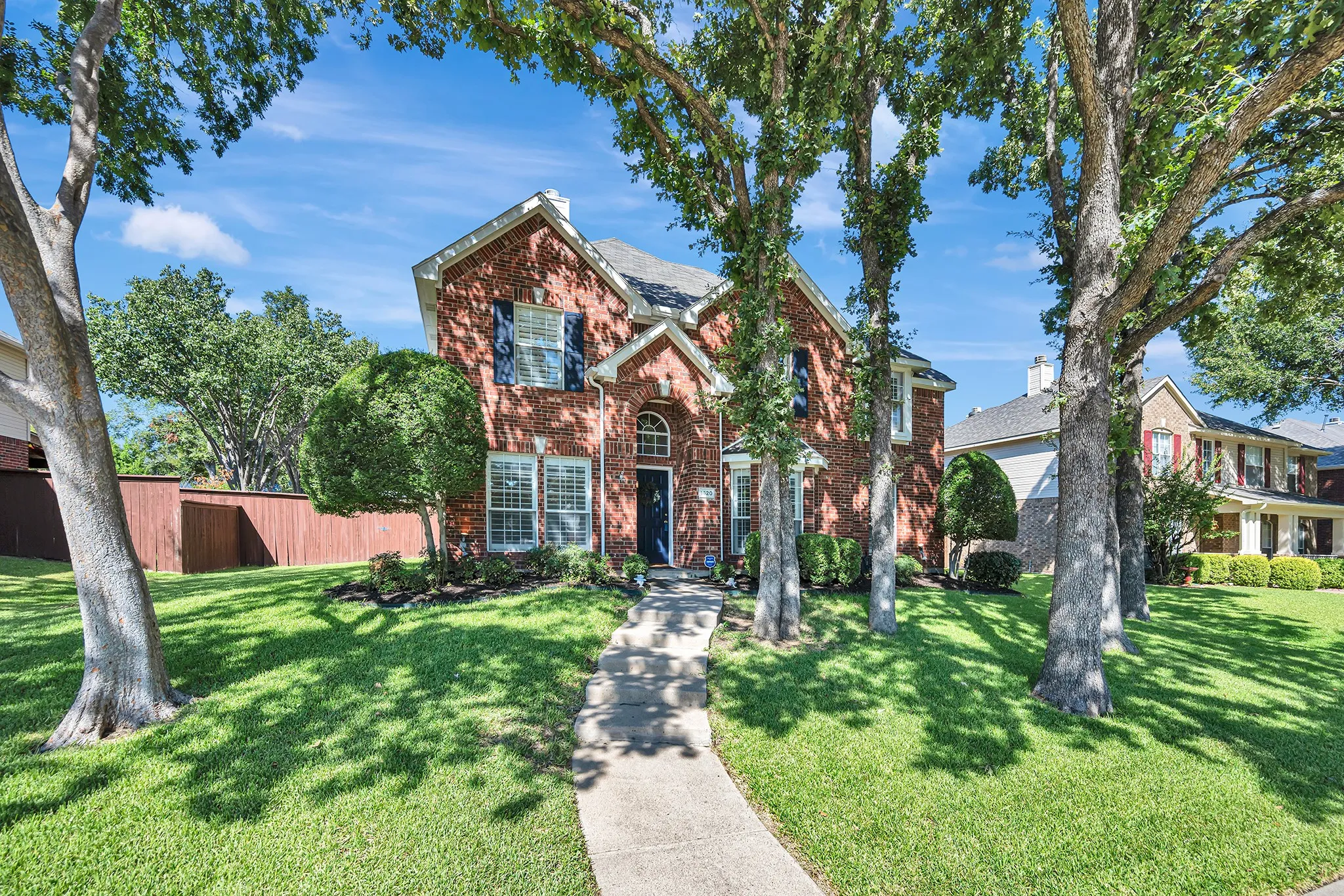 Single Family Residence For Sale in Tarrant County , 1620 Mountain Laurel Drive, Keller, Texas 76248, 4 Bedroom, 3 Bathroom, 2 Garage spaces, 2,908 Sqft, built in 1997, mls#21367659, Real Estate Agent in Keller, Homes For Sale in Tarrant county, Homes For Sale in Keller, Realtor in Keller Texas, Real Estate Brokerage Independent Realty Texas, Luminita Cordes Realtor