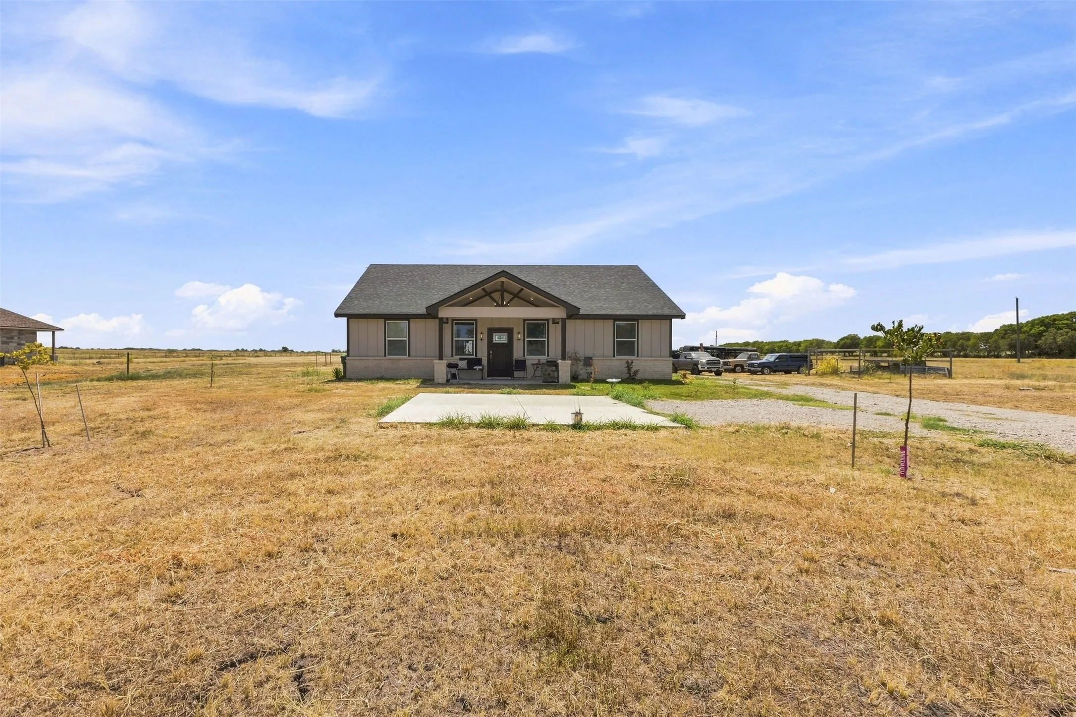 Single Family Residence For Sale in Ellis County , 770 Section House Road, Ennis, Texas 75119, 4 Bedroom, 3 Bathroom, Garage spaces, 1,845 Sqft, built in 2024, mls#21370667, Real Estate Agent in Ennis, Homes For Sale in Ellis county, Homes For Sale in Ennis, Realtor in Ennis Texas, Real Estate Brokerage Independent Realty Texas, Luminita Cordes Realtor