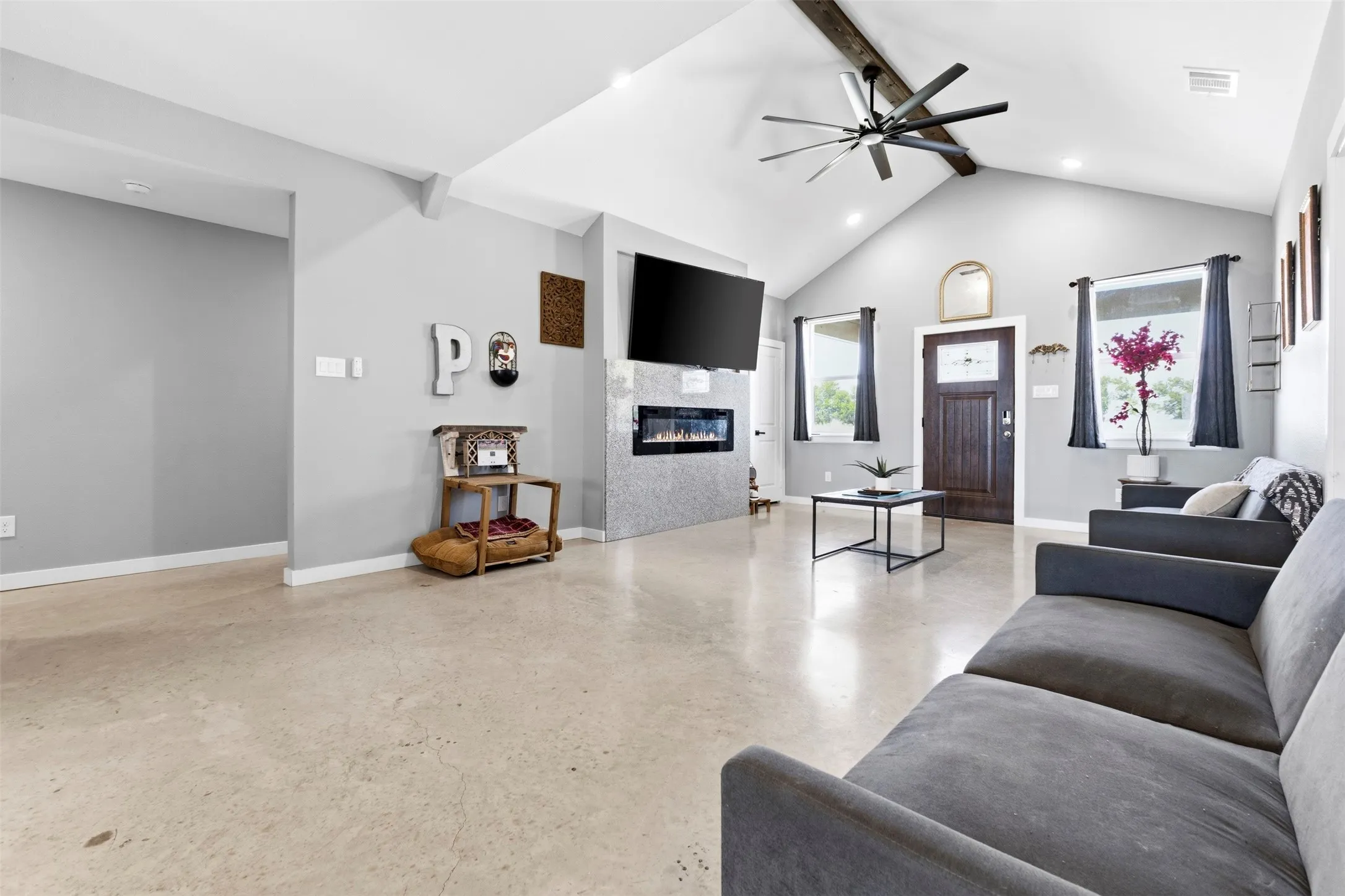 Single Family Residence For Sale in Ellis County , 770 Section House Road, Ennis, Texas 75119, 4 Bedroom, 3 Bathroom, Garage spaces, 1,845 Sqft, built in 2024, mls#21370667, Real Estate Agent in Ennis, Homes For Sale in Ellis county, Homes For Sale in Ennis, Realtor in Ennis Texas, Real Estate Brokerage Independent Realty Texas, Luminita Cordes Realtor