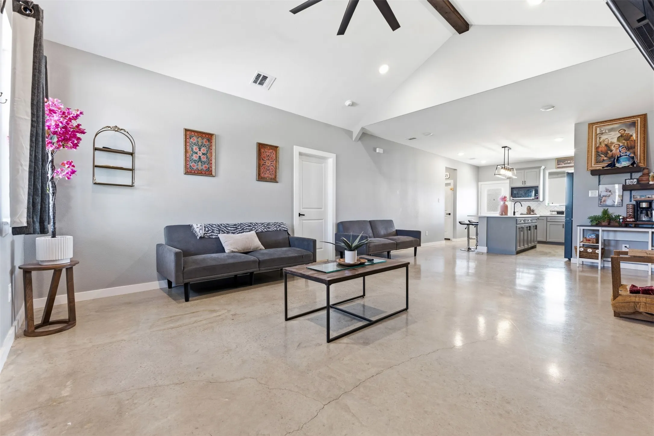 Single Family Residence For Sale in Ellis County , 770 Section House Road, Ennis, Texas 75119, 4 Bedroom, 3 Bathroom, Garage spaces, 1,845 Sqft, built in 2024, mls#21370667, Real Estate Agent in Ennis, Homes For Sale in Ellis county, Homes For Sale in Ennis, Realtor in Ennis Texas, Real Estate Brokerage Independent Realty Texas, Luminita Cordes Realtor