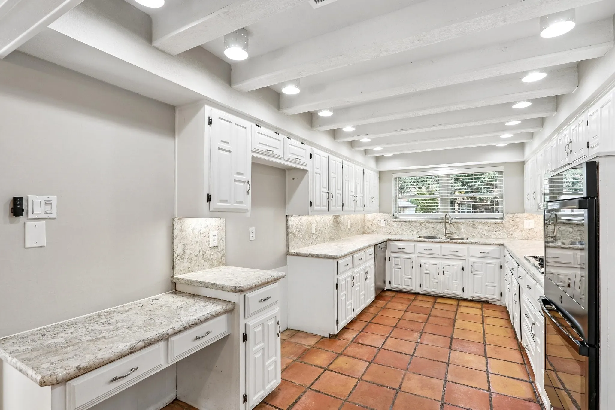 Single Family Residence For Sale in Collin County , 2840 Meadowbrook Drive, Plano, Texas 75075, 4 Bedroom, 3 Bathroom, 2 Garage spaces, 2,943 Sqft, built in 1974, mls#21368890, Real Estate Agent in Plano, Homes For Sale in Collin county, Homes For Sale in Plano, Realtor in Plano Texas, Real Estate Brokerage Independent Realty Texas, Luminita Cordes Realtor