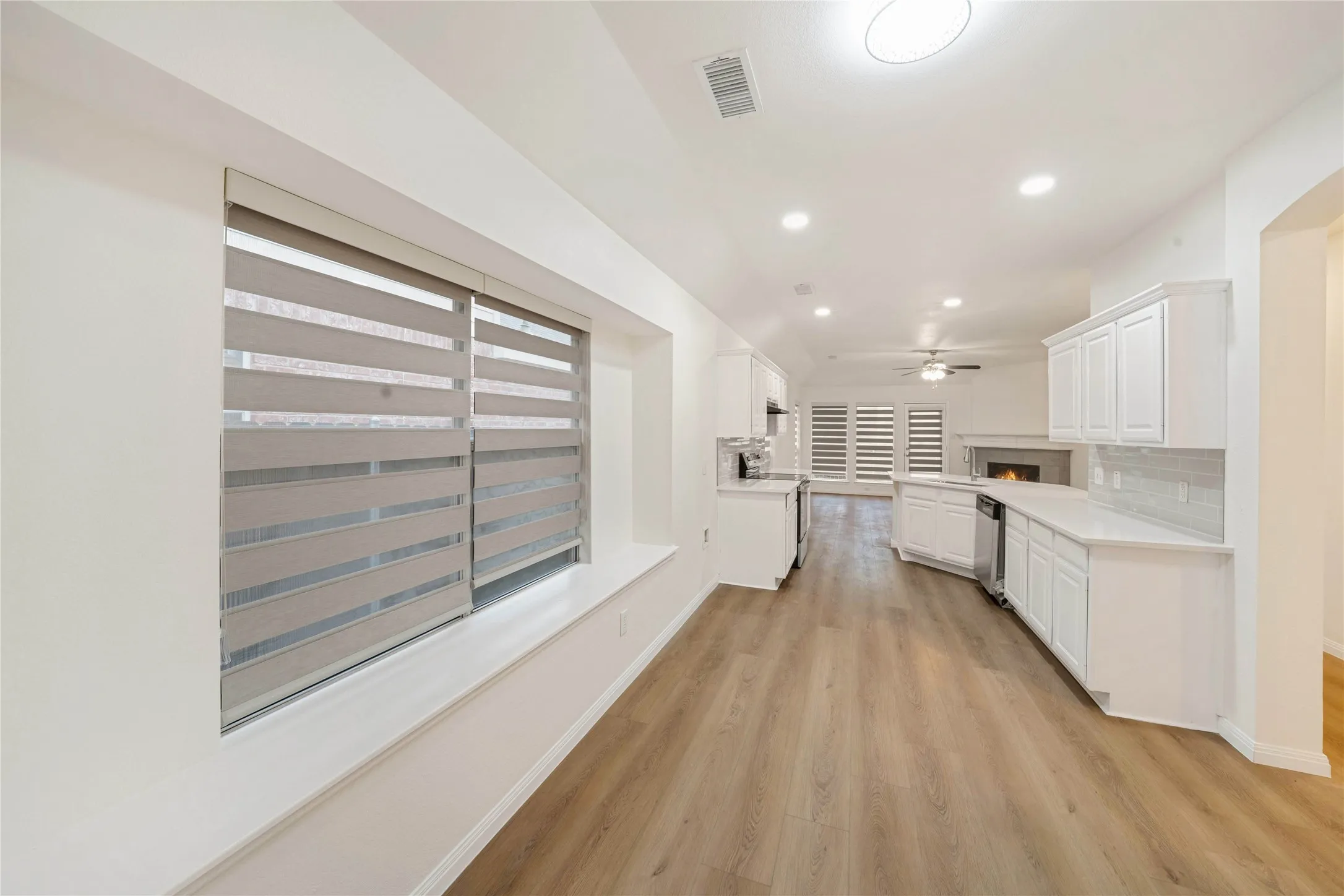 Single Family Residence For Rent in Collin County , 2509 N Brook Drive, Mc Kinney, Texas 75072, 3 Bedroom, 2 Bathroom, 2 Garage spaces, 1,594 Sqft, built in 2001, mls#21370686, Real Estate Agent in Mc Kinney, Homes For Rent in Collin county, Homes For Rent in Mc Kinney, Realtor in Mc Kinney Texas, Real Estate Brokerage Independent Realty Texas, Luminita Cordes Realtor