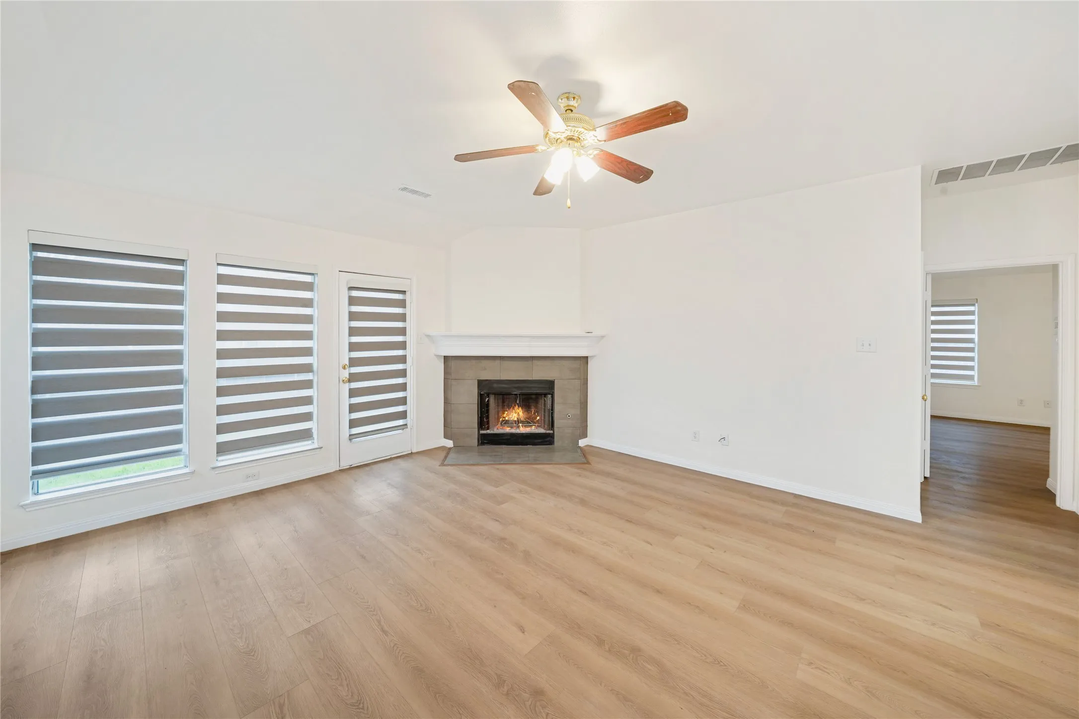 Single Family Residence For Rent in Collin County , 2509 N Brook Drive, Mc Kinney, Texas 75072, 3 Bedroom, 2 Bathroom, 2 Garage spaces, 1,594 Sqft, built in 2001, mls#21370686, Real Estate Agent in Mc Kinney, Homes For Rent in Collin county, Homes For Rent in Mc Kinney, Realtor in Mc Kinney Texas, Real Estate Brokerage Independent Realty Texas, Luminita Cordes Realtor
