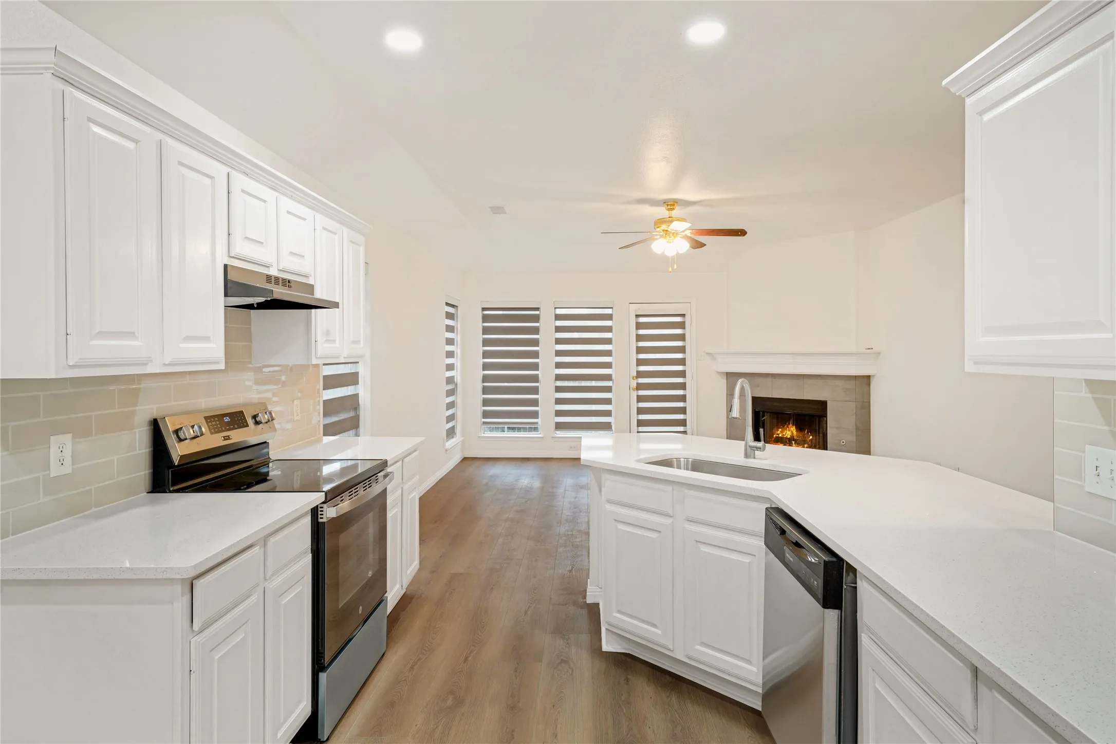 Single Family Residence For Rent in Collin County , 2509 N Brook Drive, Mc Kinney, Texas 75072, 3 Bedroom, 2 Bathroom, 2 Garage spaces, 1,594 Sqft, built in 2001, mls#21370686, Real Estate Agent in Mc Kinney, Homes For Rent in Collin county, Homes For Rent in Mc Kinney, Realtor in Mc Kinney Texas, Real Estate Brokerage Independent Realty Texas, Luminita Cordes Realtor