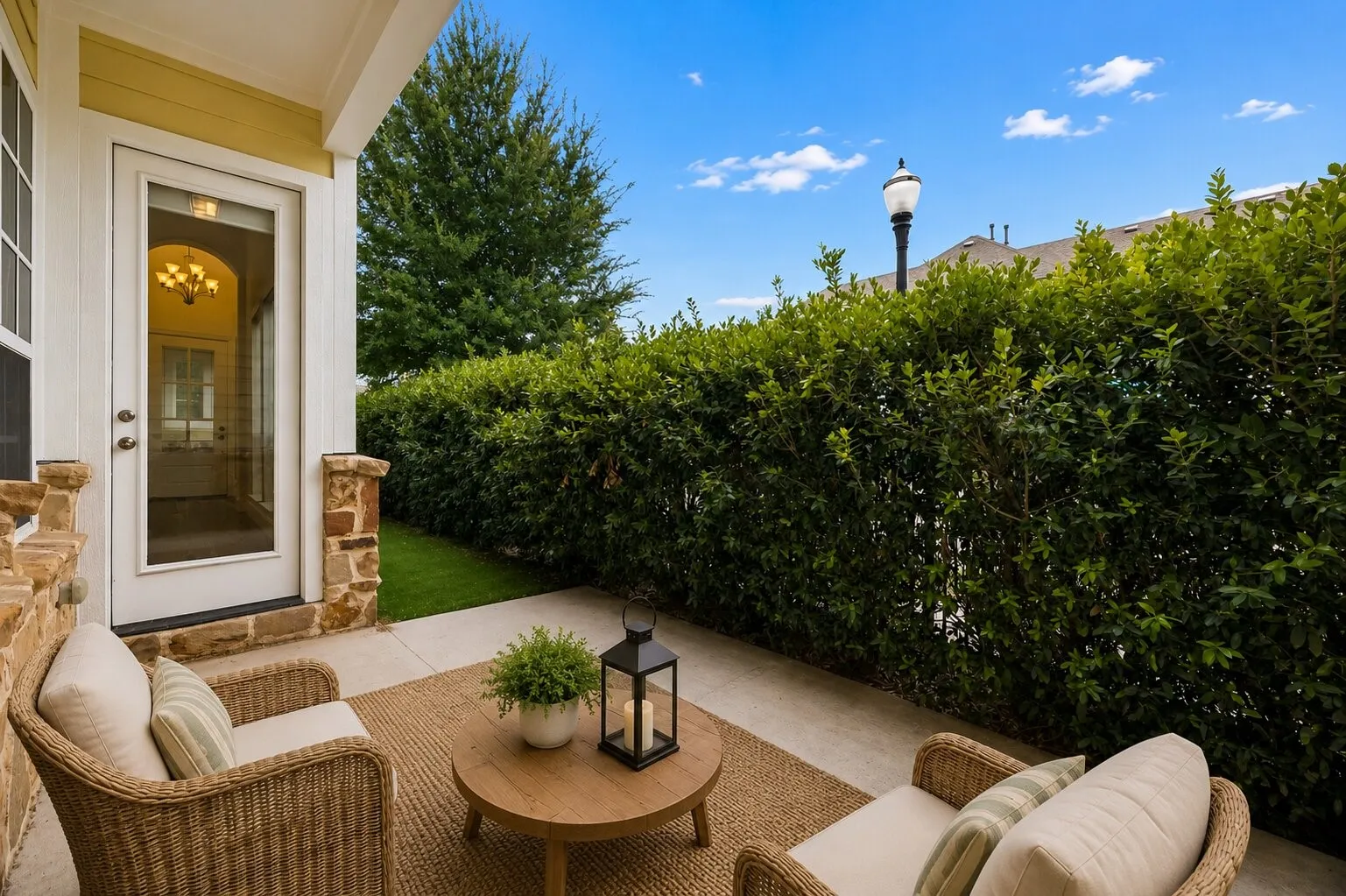 Single Family Residence For Sale in Dallas County , 779 Cameron Court, Coppell, Texas 75019, 3 Bedroom, 4 Bathroom, 2 Garage spaces, 2,496 Sqft, built in 2014, mls#21367312, Real Estate Agent in Coppell, Homes For Sale in Dallas county, Homes For Sale in Coppell, Realtor in Coppell Texas, Real Estate Brokerage Independent Realty Texas, Luminita Cordes Realtor