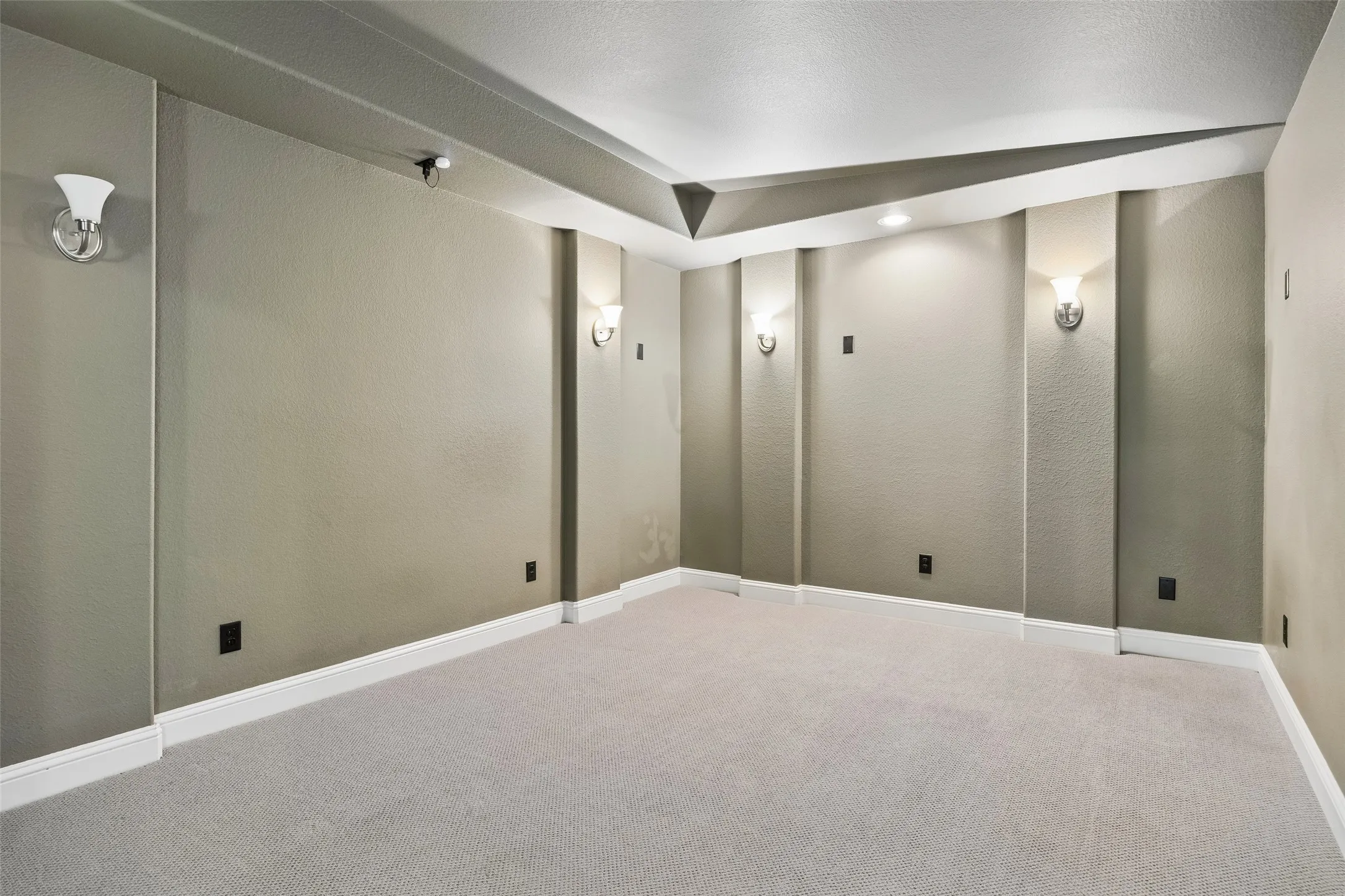 Single Family Residence For Sale in Dallas County , 779 Cameron Court, Coppell, Texas 75019, 3 Bedroom, 4 Bathroom, 2 Garage spaces, 2,496 Sqft, built in 2014, mls#21367312, Real Estate Agent in Coppell, Homes For Sale in Dallas county, Homes For Sale in Coppell, Realtor in Coppell Texas, Real Estate Brokerage Independent Realty Texas, Luminita Cordes Realtor