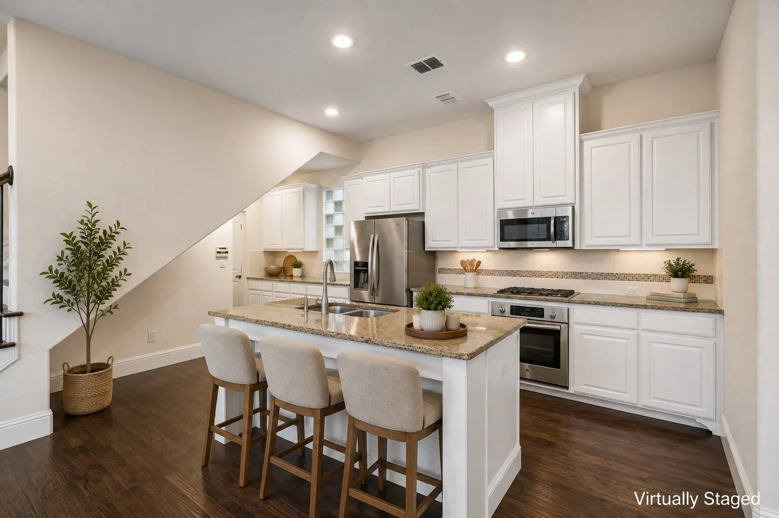 Single Family Residence For Sale in Dallas County , 779 Cameron Court, Coppell, Texas 75019, 3 Bedroom, 4 Bathroom, 2 Garage spaces, 2,496 Sqft, built in 2014, mls#21367312, Real Estate Agent in Coppell, Homes For Sale in Dallas county, Homes For Sale in Coppell, Realtor in Coppell Texas, Real Estate Brokerage Independent Realty Texas, Luminita Cordes Realtor
