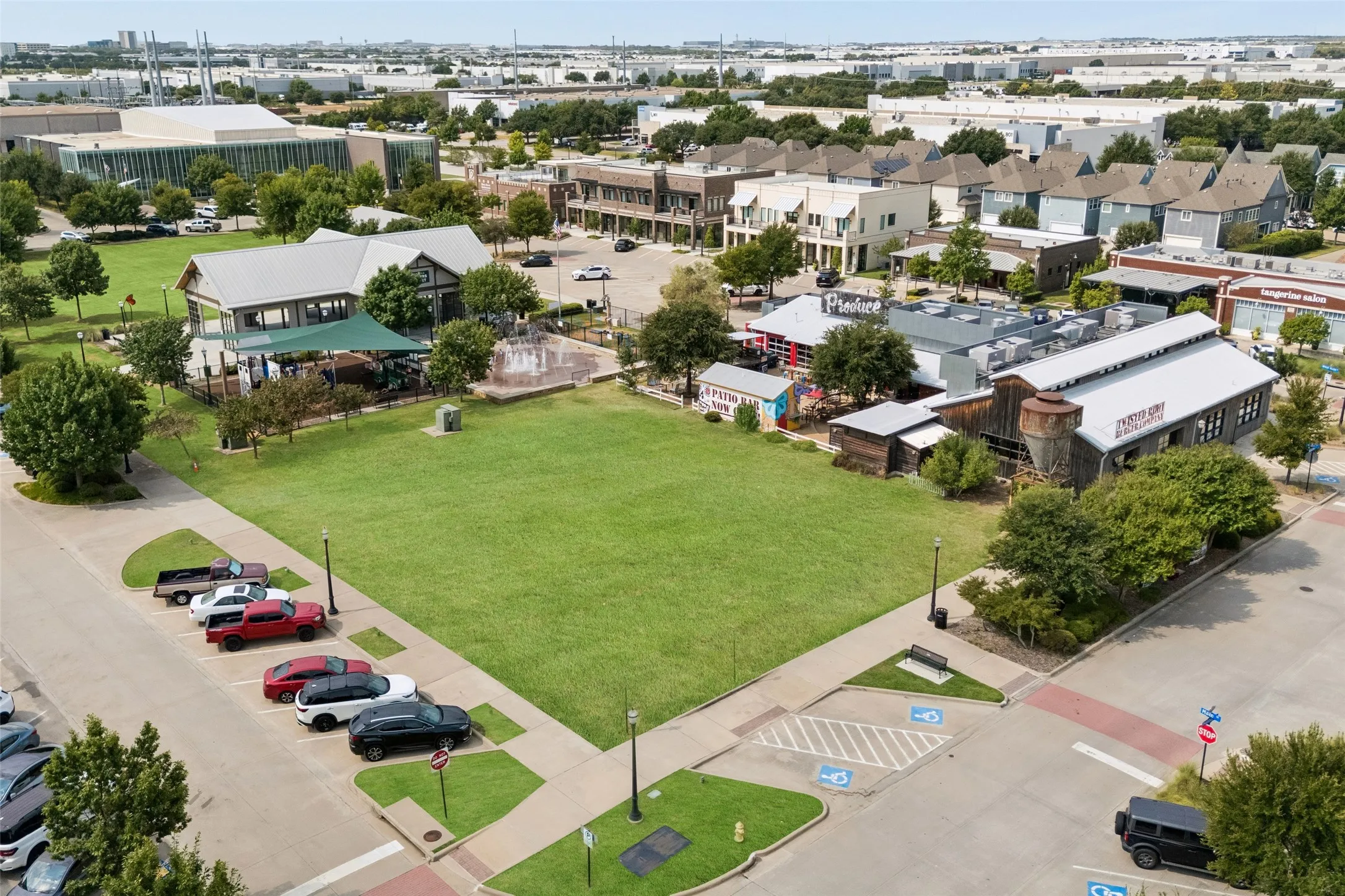Single Family Residence For Sale in Dallas County , 779 Cameron Court, Coppell, Texas 75019, 3 Bedroom, 4 Bathroom, 2 Garage spaces, 2,496 Sqft, built in 2014, mls#21367312, Real Estate Agent in Coppell, Homes For Sale in Dallas county, Homes For Sale in Coppell, Realtor in Coppell Texas, Real Estate Brokerage Independent Realty Texas, Luminita Cordes Realtor