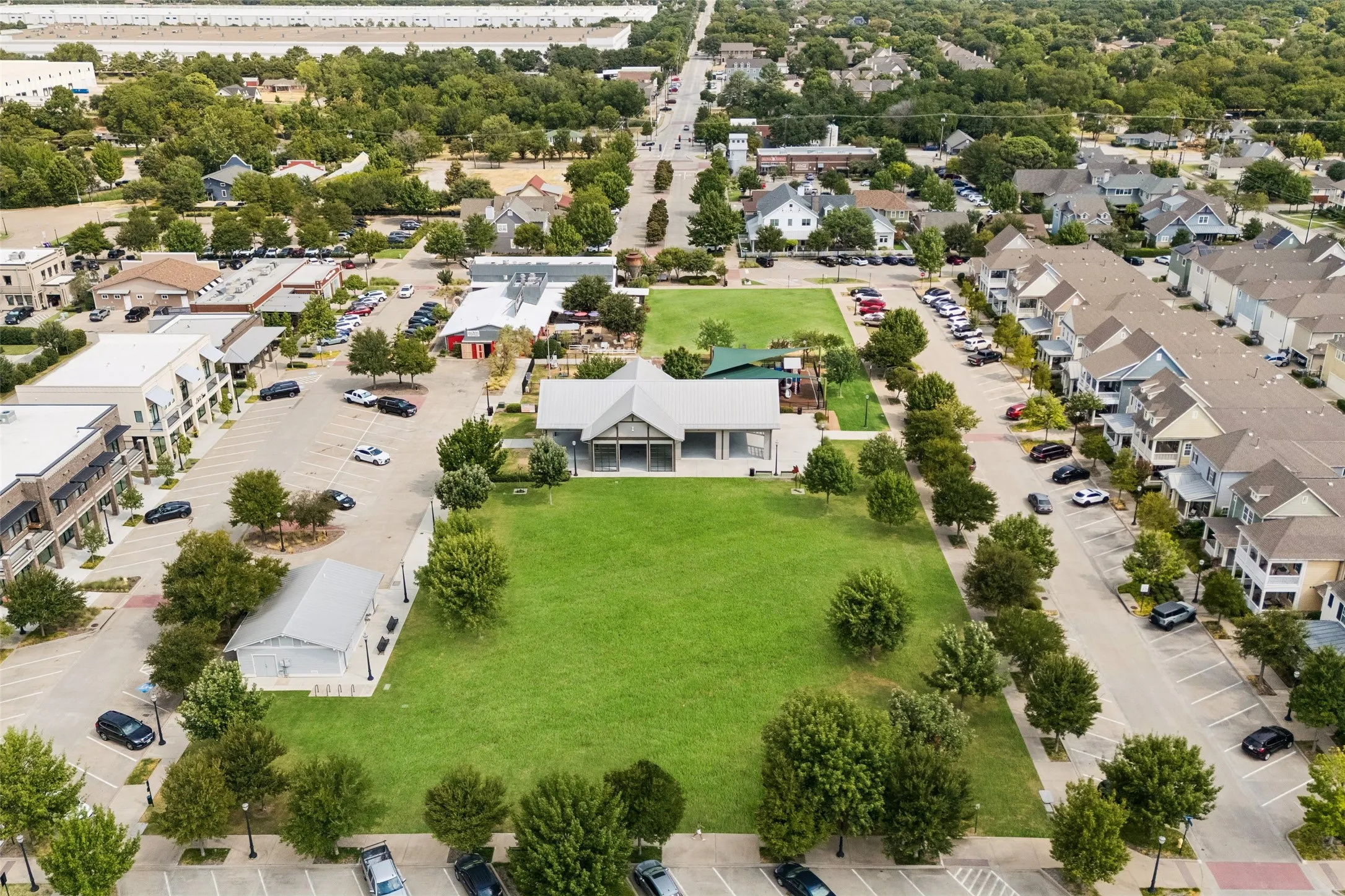 Single Family Residence For Sale in Dallas County , 779 Cameron Court, Coppell, Texas 75019, 3 Bedroom, 4 Bathroom, 2 Garage spaces, 2,496 Sqft, built in 2014, mls#21367312, Real Estate Agent in Coppell, Homes For Sale in Dallas county, Homes For Sale in Coppell, Realtor in Coppell Texas, Real Estate Brokerage Independent Realty Texas, Luminita Cordes Realtor