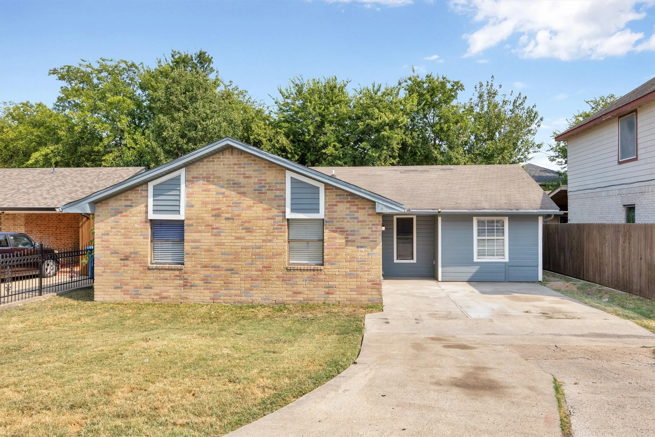 Single Family Residence For Rent in Rockwall County , 567 Tubbs Road, Rockwall, Texas 75032, 4 Bedroom, 2 Bathroom, Garage spaces, 1,352 Sqft, built in 1985, mls#21367898, Real Estate Agent in Rockwall, Homes For Rent in Rockwall county, Homes For Rent in Rockwall, Realtor in Rockwall Texas, Real Estate Brokerage Independent Realty Texas, Luminita Cordes Realtor