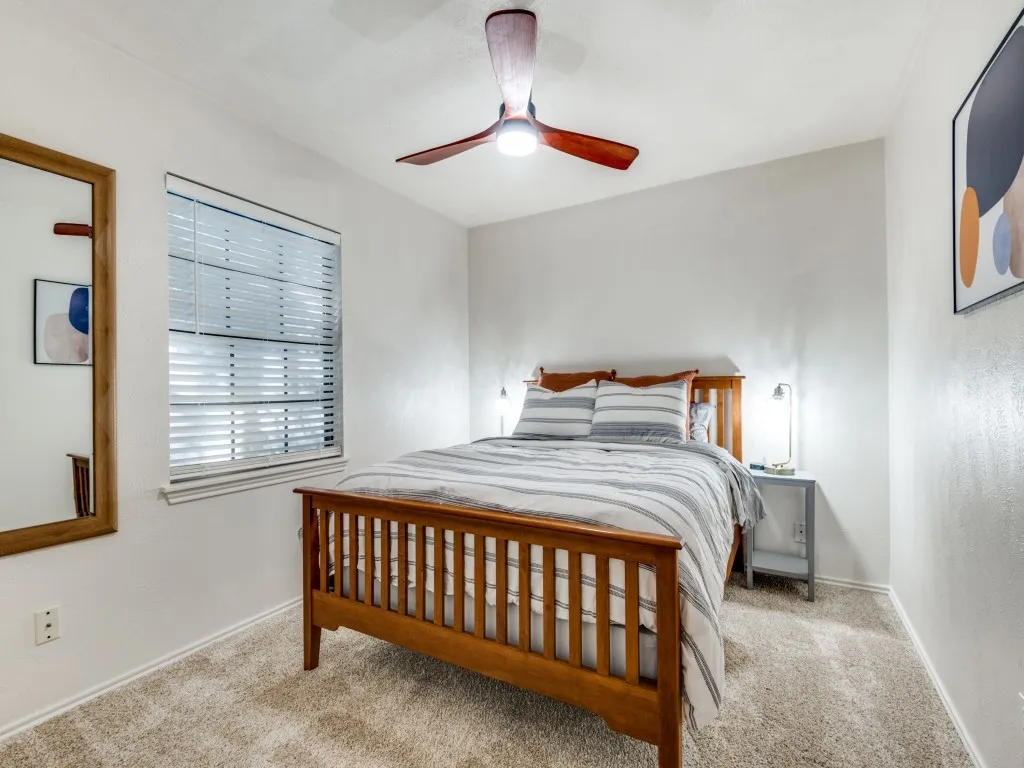 Single Family Residence For Rent in Tarrant County , 305 Westover Drive, Euless, Texas 76039, 3 Bedroom, 2 Bathroom, 2 Garage spaces, 1,528 Sqft, built in 1983, mls#21371292, Real Estate Agent in Euless, Homes For Rent in Tarrant county, Homes For Rent in Euless, Realtor in Euless Texas, Real Estate Brokerage Independent Realty Texas, Luminita Cordes Realtor