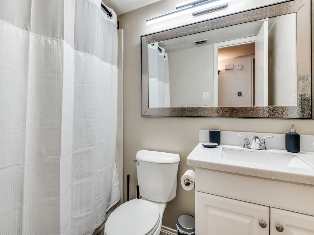 Single Family Residence For Rent in Tarrant County , 305 Westover Drive, Euless, Texas 76039, 3 Bedroom, 2 Bathroom, 2 Garage spaces, 1,528 Sqft, built in 1983, mls#21371292, Real Estate Agent in Euless, Homes For Rent in Tarrant county, Homes For Rent in Euless, Realtor in Euless Texas, Real Estate Brokerage Independent Realty Texas, Luminita Cordes Realtor