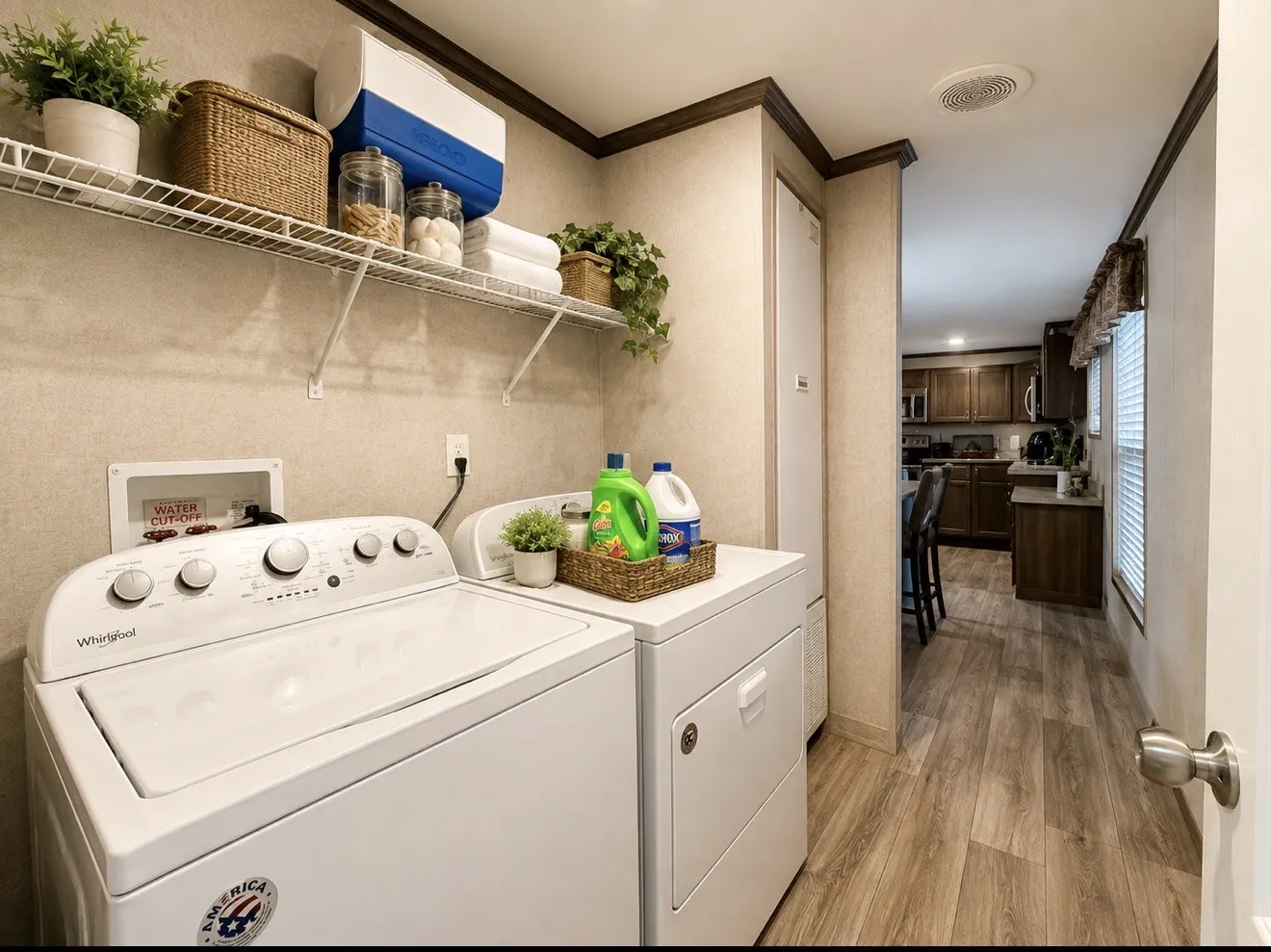 Mobile Home For Sale in Wise County , 142 Gary Court, Decatur, Texas 76234, 4 Bedroom, 2 Bathroom, Garage spaces, 1,664 Sqft, built in 2022, mls#21371311, Real Estate Agent in Decatur, Homes For Sale in Wise county, Homes For Sale in Decatur, Realtor in Decatur Texas, Real Estate Brokerage Independent Realty Texas, Luminita Cordes Realtor