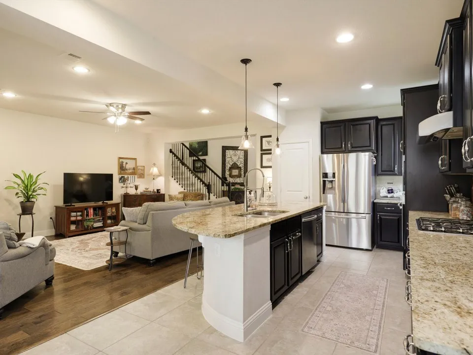 Single Family Residence For Sale in Collin County , 2601 Patriot Drive, Melissa, Texas 75454, 3 Bedroom, 3 Bathroom, 2 Garage spaces, 2,742 Sqft, built in 2014, mls#21367829, Real Estate Agent in Melissa, Homes For Sale in Collin county, Homes For Sale in Melissa, Realtor in Melissa Texas, Real Estate Brokerage Independent Realty Texas, Luminita Cordes Realtor