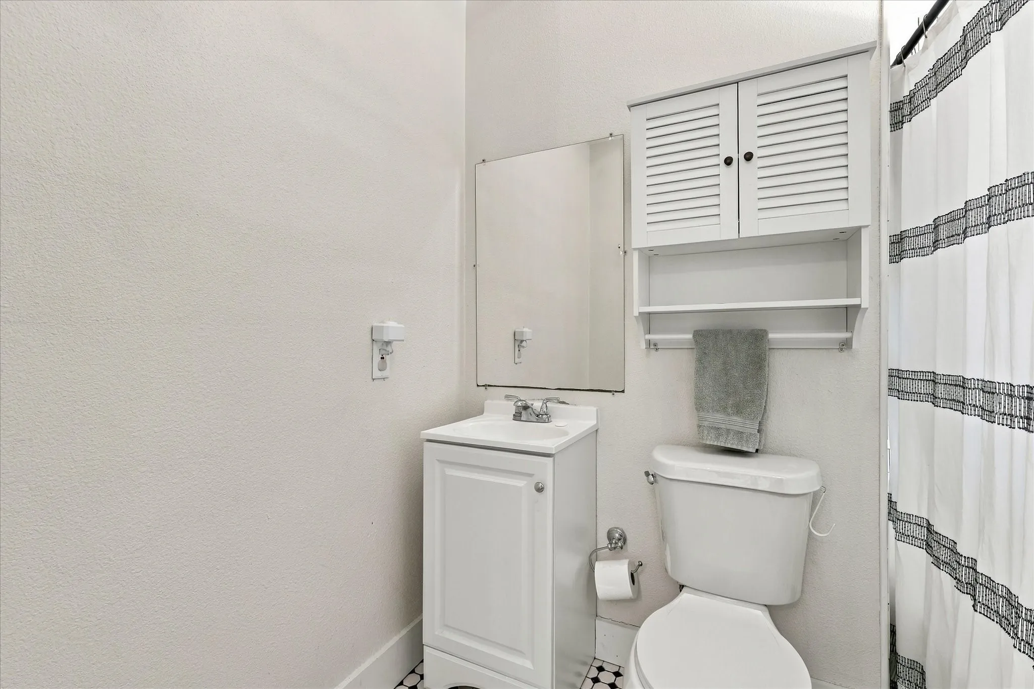 Single Family Residence For Sale in Tarrant County , 1933 Fairmount Avenue, Fort Worth, Texas 76110, 4 Bedroom, 3 Bathroom, Garage spaces, 1,792 Sqft, built in 1920, mls#21371241, Real Estate Agent in Fort Worth, Homes For Sale in Tarrant county, Homes For Sale in Fort Worth, Realtor in Fort Worth Texas, Real Estate Brokerage Independent Realty Texas, Luminita Cordes Realtor