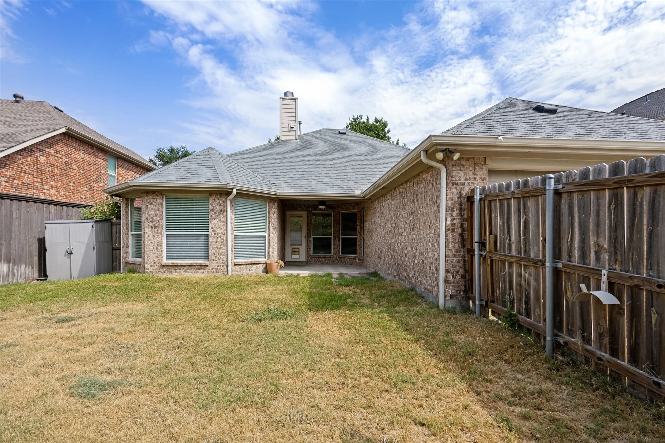 Single Family Residence For Rent in Collin County , 13751 Lincolnshire Lane, Frisco, Texas 75035, 3 Bedroom, 2 Bathroom, 2 Garage spaces, 1,886 Sqft, built in 2006, mls#21370588, Real Estate Agent in Frisco, Homes For Rent in Collin county, Homes For Rent in Frisco, Realtor in Frisco Texas, Real Estate Brokerage Independent Realty Texas, Luminita Cordes Realtor