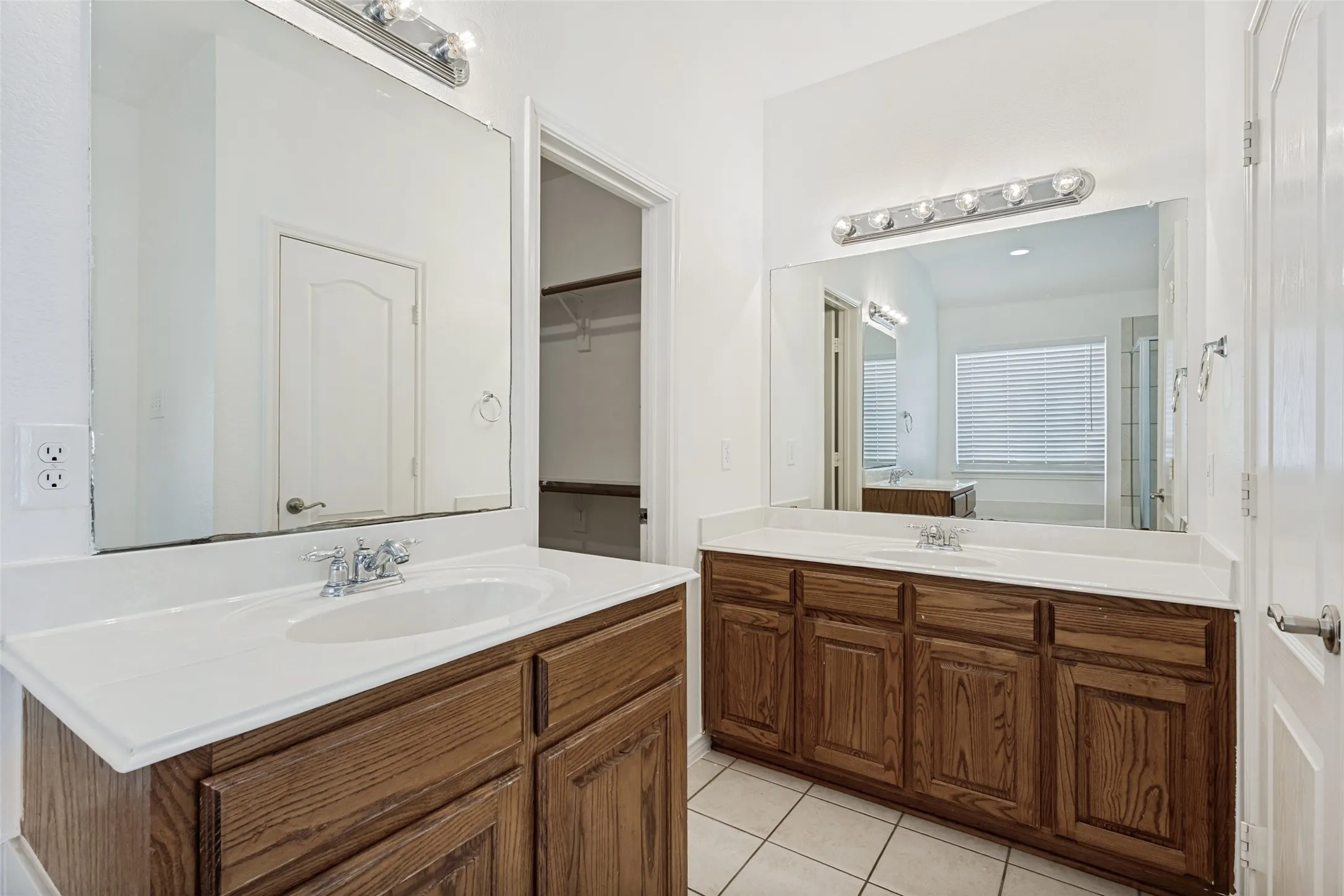 Single Family Residence For Rent in Collin County , 13751 Lincolnshire Lane, Frisco, Texas 75035, 3 Bedroom, 2 Bathroom, 2 Garage spaces, 1,886 Sqft, built in 2006, mls#21370588, Real Estate Agent in Frisco, Homes For Rent in Collin county, Homes For Rent in Frisco, Realtor in Frisco Texas, Real Estate Brokerage Independent Realty Texas, Luminita Cordes Realtor