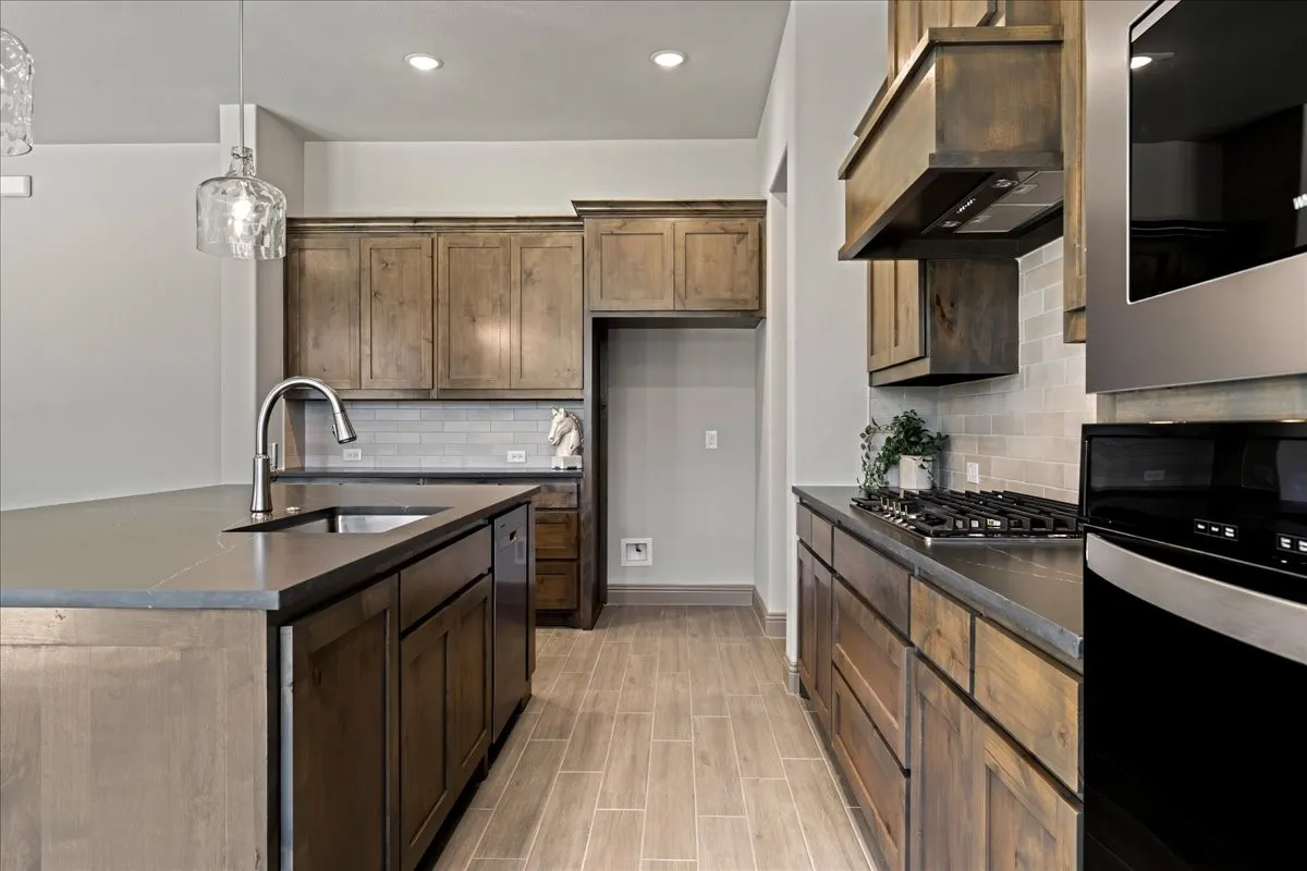 Single Family Residence For Sale in Wise County , 131 Spring Valley Road, Paradise, Texas 76073, 4 Bedroom, 3 Bathroom, 2 Garage spaces, 3,062 Sqft, built in 2026, mls#21371297, Real Estate Agent in Paradise, Homes For Sale in Wise county, Homes For Sale in Paradise, Realtor in Paradise Texas, Real Estate Brokerage Independent Realty Texas, Luminita Cordes Realtor