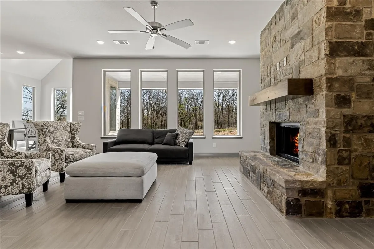 Single Family Residence For Sale in Wise County , 131 Spring Valley Road, Paradise, Texas 76073, 4 Bedroom, 3 Bathroom, 2 Garage spaces, 3,062 Sqft, built in 2026, mls#21371297, Real Estate Agent in Paradise, Homes For Sale in Wise county, Homes For Sale in Paradise, Realtor in Paradise Texas, Real Estate Brokerage Independent Realty Texas, Luminita Cordes Realtor