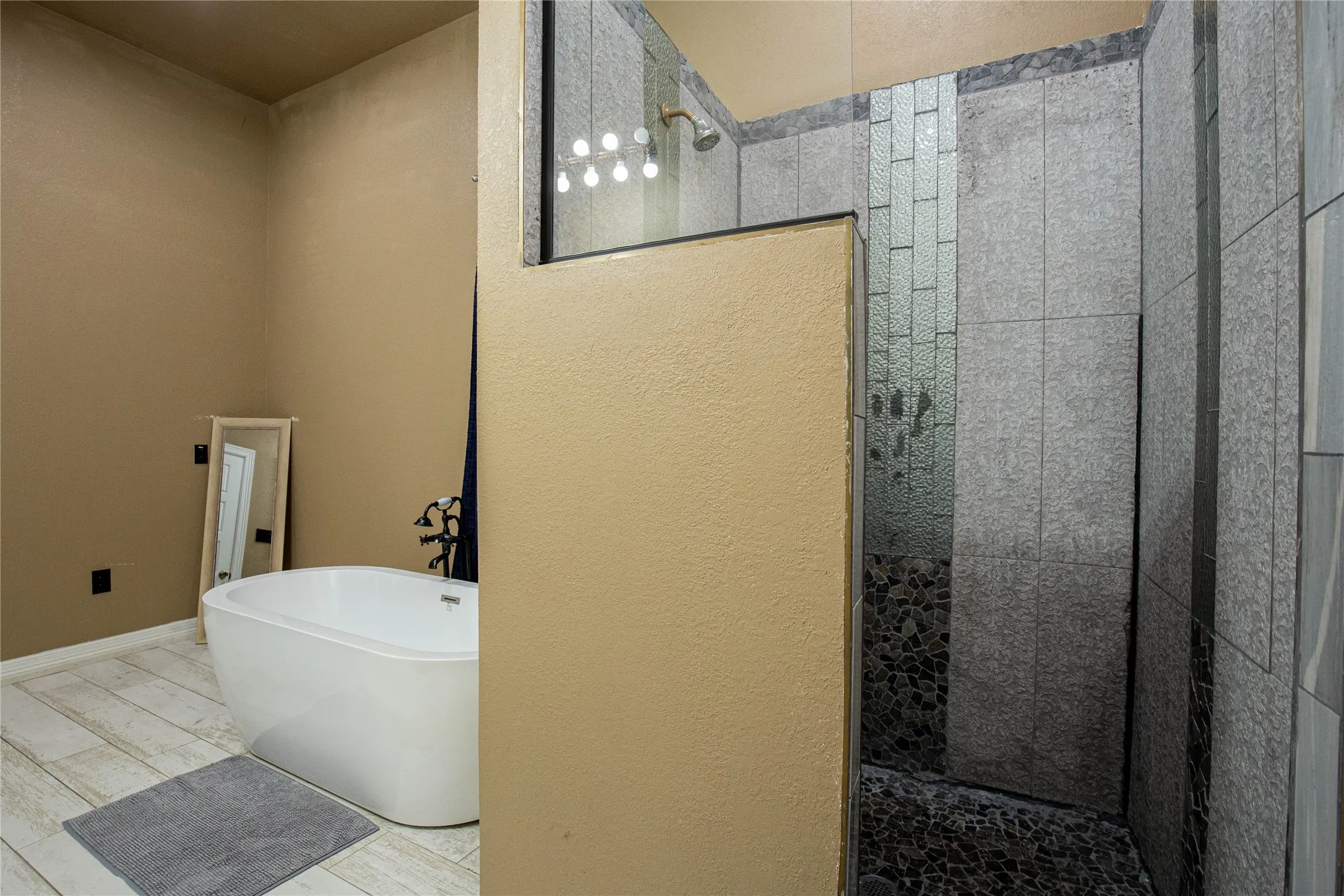 For Sale in Mc Lennan County , 929 N 12th Street, Waco, Texas 76707, 3 Bedroom, 3 Bathroom, 1 Garage spaces, 0 Sqft, built in 1915, mls#21371288, Real Estate Agent in Waco, Homes For Sale in Mc Lennan county, Homes For Sale in Waco, Realtor in Waco Texas, Real Estate Brokerage Independent Realty Texas, Luminita Cordes Realtor