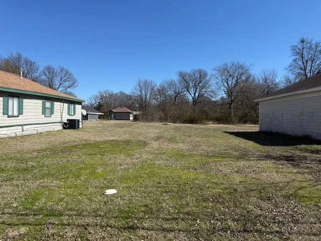Improved Land For Sale in Lamar County , 1620 Fitzhugh Avenue, Paris, Texas 75460, 0, 0, Garage spaces, 0 Sqft, built in 0, mls#21371329, Real Estate Agent in Paris, Homes For Sale in Lamar county, Homes For Sale in Paris, Realtor in Paris Texas, Real Estate Brokerage Independent Realty Texas, Luminita Cordes Realtor