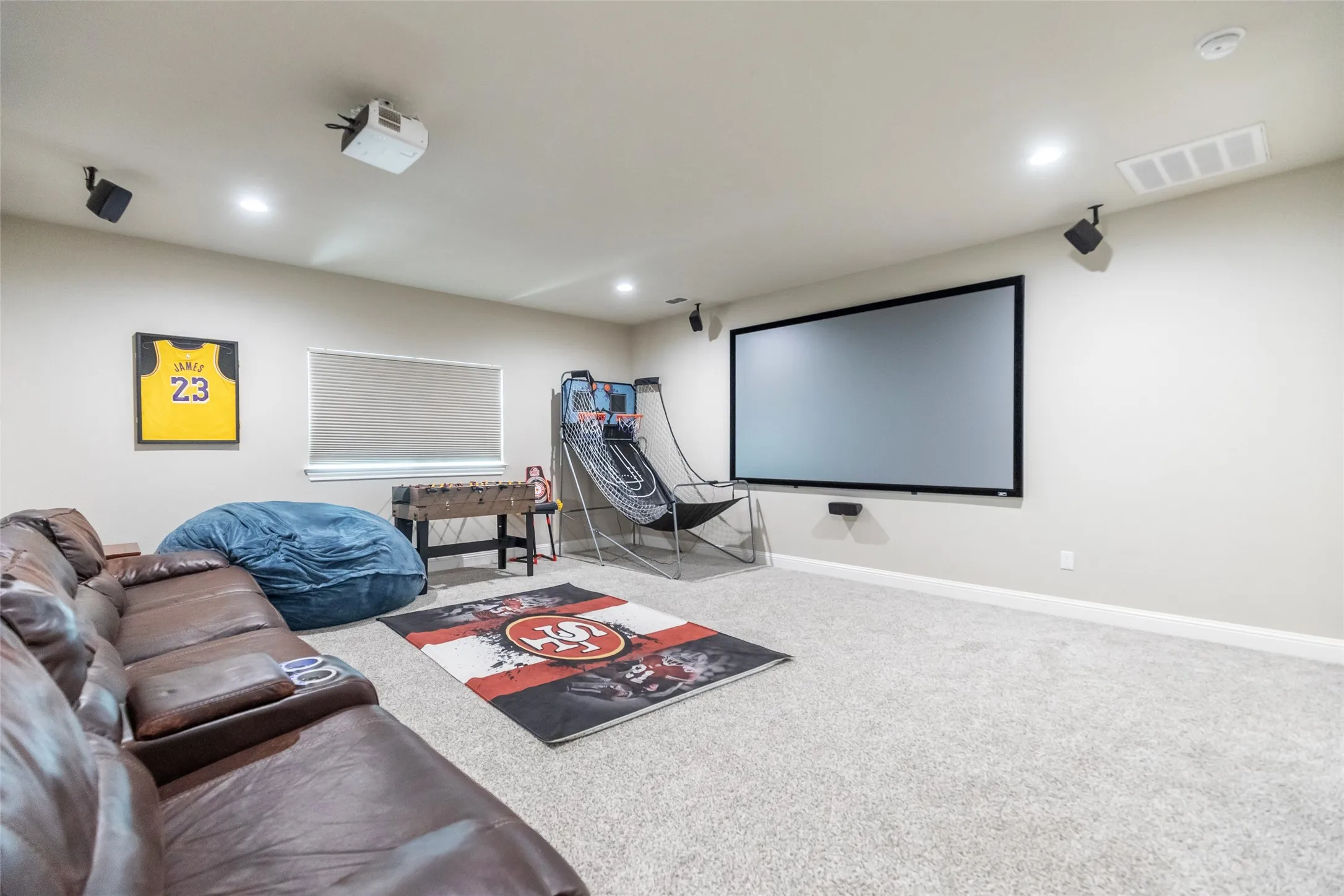 Single Family Residence For Sale in Taylor County , 2301 Manor Oaks Terrace, Abilene, Texas 79602, 5 Bedroom, 4 Bathroom, 2 Garage spaces, 2,938 Sqft, built in 2019, mls#21371299, Real Estate Agent in Abilene, Homes For Sale in Taylor county, Homes For Sale in Abilene, Realtor in Abilene Texas, Real Estate Brokerage Independent Realty Texas, Luminita Cordes Realtor