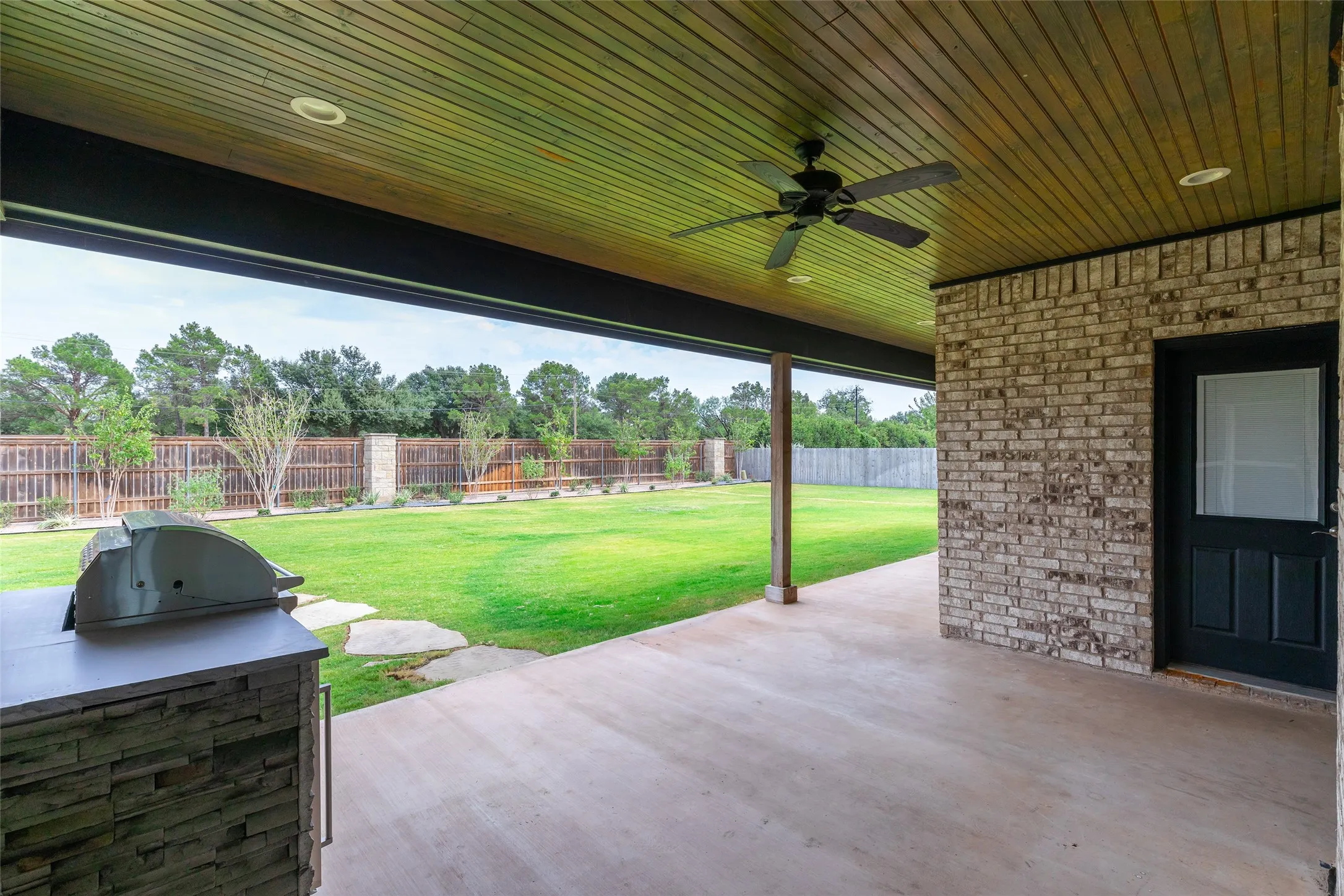 Single Family Residence For Sale in Taylor County , 2301 Manor Oaks Terrace, Abilene, Texas 79602, 5 Bedroom, 4 Bathroom, 2 Garage spaces, 2,938 Sqft, built in 2019, mls#21371299, Real Estate Agent in Abilene, Homes For Sale in Taylor county, Homes For Sale in Abilene, Realtor in Abilene Texas, Real Estate Brokerage Independent Realty Texas, Luminita Cordes Realtor