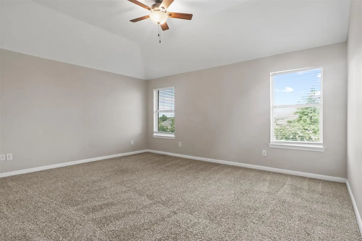 Single Family Residence For Rent in Tarrant County , 12233 Macaroon Lane, Fort Worth, Texas 76244, 4 Bedroom, 3 Bathroom, 2 Garage spaces, 2,495 Sqft, built in 2005, mls#21370945, Real Estate Agent in Fort Worth, Homes For Rent in Tarrant county, Homes For Rent in Fort Worth, Realtor in Fort Worth Texas, Real Estate Brokerage Independent Realty Texas, Luminita Cordes Realtor