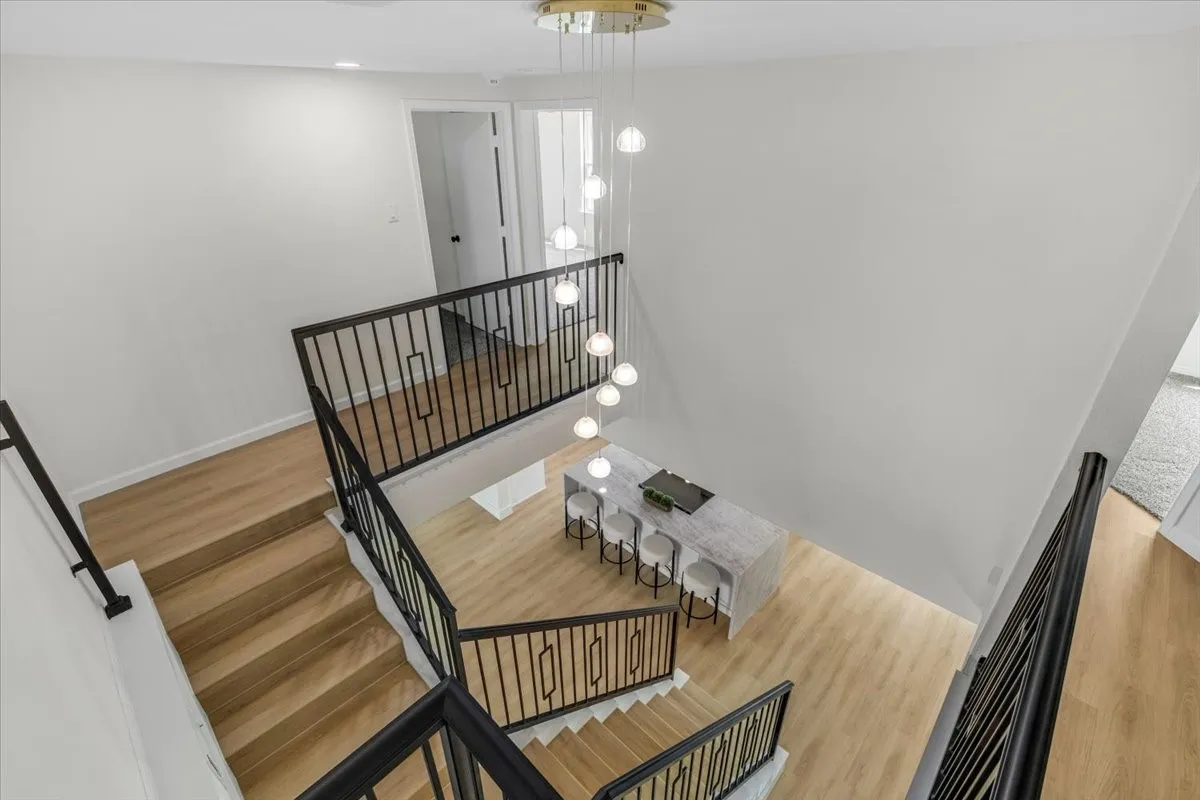 Single Family Residence For Sale in Dallas County , 7240 Whispering Pines Drive, Dallas, Texas 75248, 4 Bedroom, 3 Bathroom, 2 Garage spaces, 2,508 Sqft, built in 1971, mls#21370603, Real Estate Agent in Dallas, Homes For Sale in Dallas county, Homes For Sale in Dallas, Realtor in Dallas Texas, Real Estate Brokerage Independent Realty Texas, Luminita Cordes Realtor