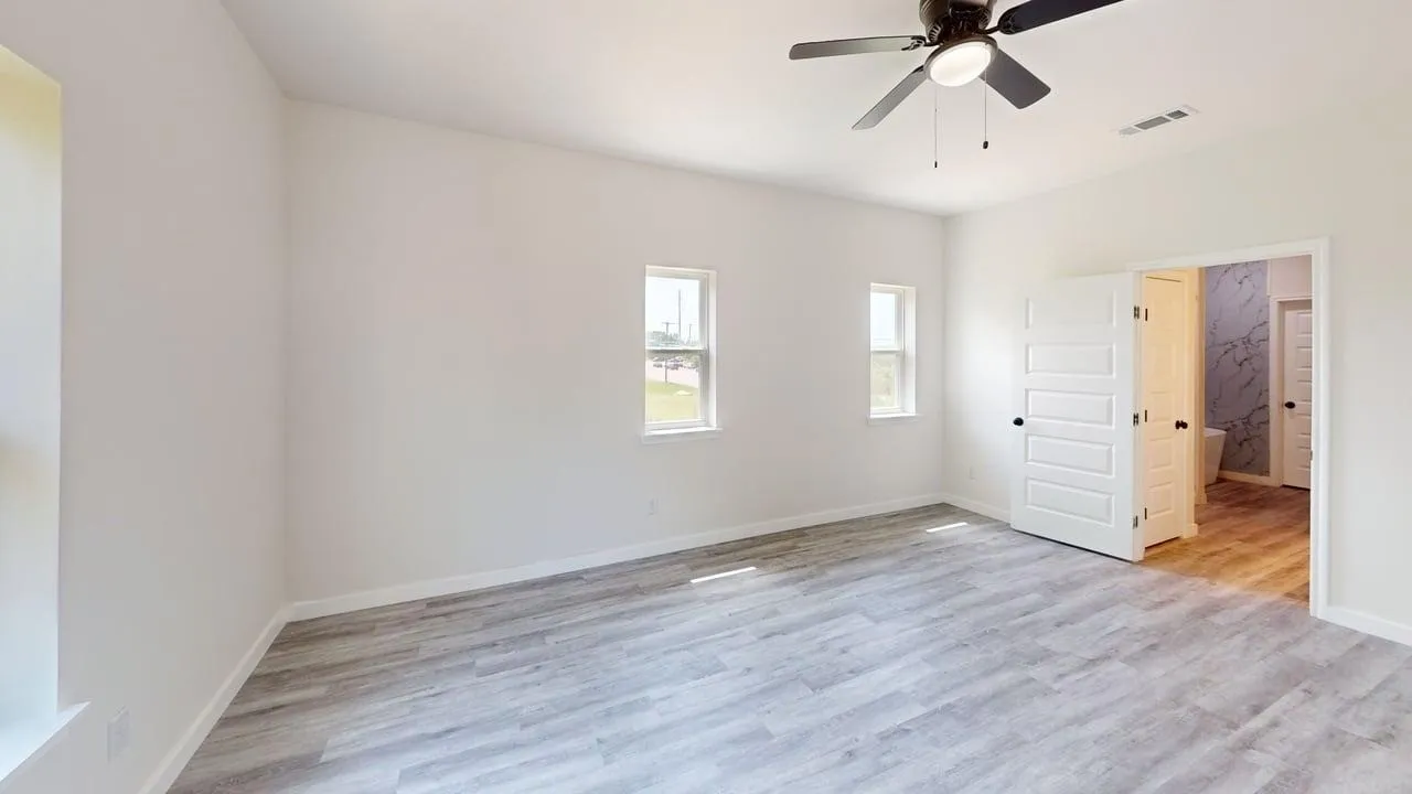 Single Family Residence For Rent in Dallas County , 6702 S Lancaster Road, Dallas, Texas 75241, 3 Bedroom, 3 Bathroom, 1 Garage spaces, 2,000 Sqft, built in 2024, mls#21371338, Real Estate Agent in Dallas, Homes For Rent in Dallas county, Homes For Rent in Dallas, Realtor in Dallas Texas, Real Estate Brokerage Independent Realty Texas, Luminita Cordes Realtor