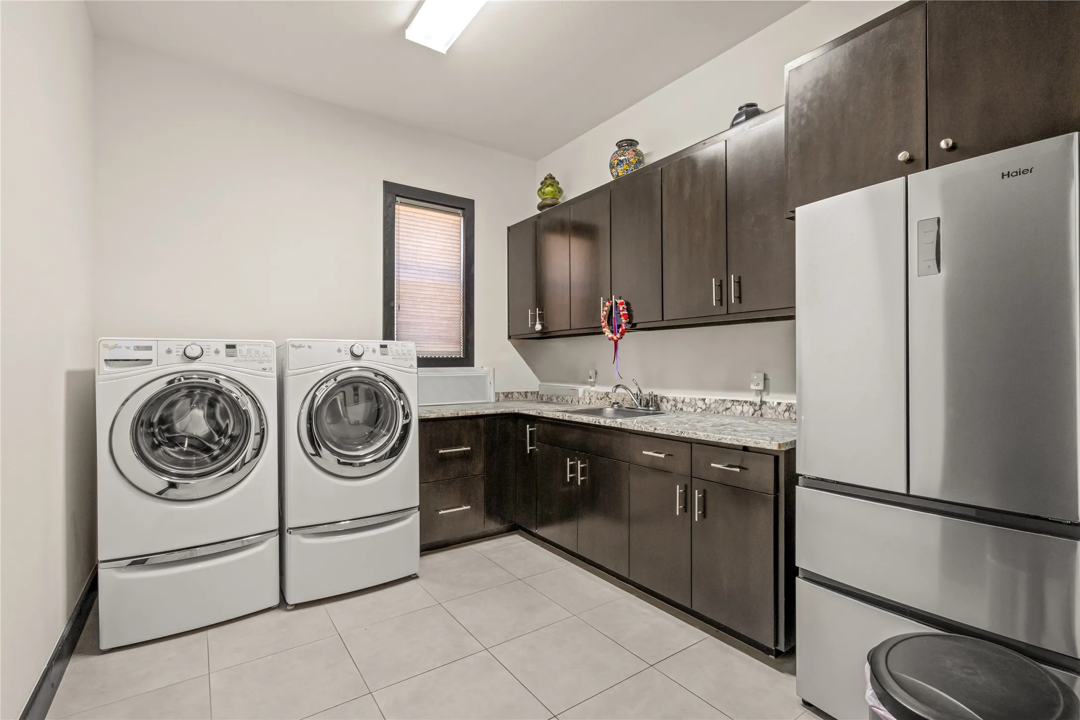 Single Family Residence For Sale in Tarrant County , 12516 Bella Vita Drive, Fort Worth, Texas 76126, 3 Bedroom, 4 Bathroom, 3 Garage spaces, 3,876 Sqft, built in 2014, mls#21369568, Real Estate Agent in Fort Worth, Homes For Sale in Tarrant county, Homes For Sale in Fort Worth, Realtor in Fort Worth Texas, Real Estate Brokerage Independent Realty Texas, Luminita Cordes Realtor