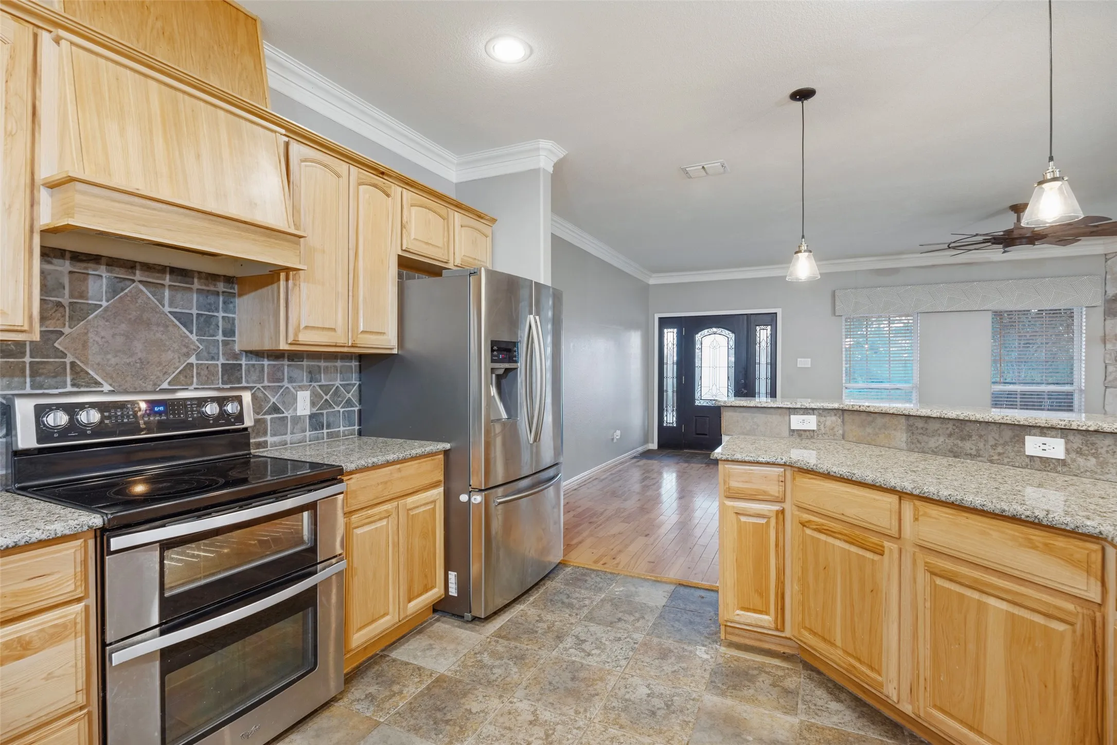 Single Family Residence For Sale in Grayson County , 171 Chestnut Road, Whitewright, Texas 75491, 4 Bedroom, 2 Bathroom, 2 Garage spaces, 2,288 Sqft, built in 2006, mls#21369553, Real Estate Agent in Whitewright, Homes For Sale in Grayson county, Homes For Sale in Whitewright, Realtor in Whitewright Texas, Real Estate Brokerage Independent Realty Texas, Luminita Cordes Realtor