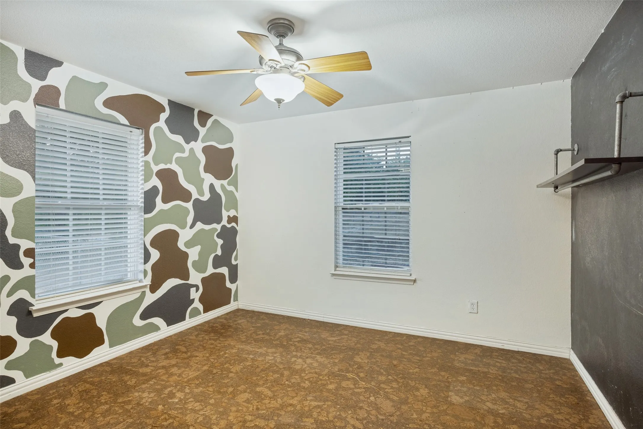 Single Family Residence For Sale in Grayson County , 171 Chestnut Road, Whitewright, Texas 75491, 4 Bedroom, 2 Bathroom, 2 Garage spaces, 2,288 Sqft, built in 2006, mls#21369553, Real Estate Agent in Whitewright, Homes For Sale in Grayson county, Homes For Sale in Whitewright, Realtor in Whitewright Texas, Real Estate Brokerage Independent Realty Texas, Luminita Cordes Realtor