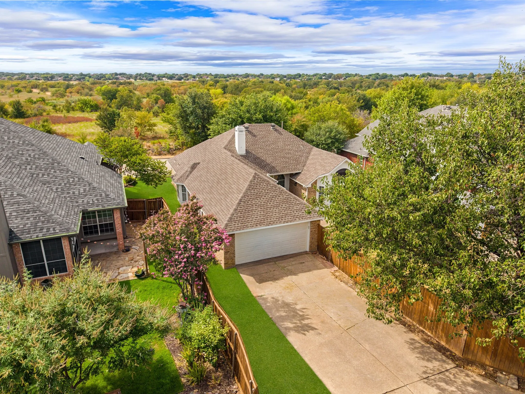 Single Family Residence For Sale in Denton County , 5084 Lakeshore Boulevard, The Colony, Texas 75056, 3 Bedroom, 2 Bathroom, 2 Garage spaces, 1,965 Sqft, built in 1991, mls#21369887, Real Estate Agent in The Colony, Homes For Sale in Denton county, Homes For Sale in The Colony, Realtor in The Colony Texas, Real Estate Brokerage Independent Realty Texas, Luminita Cordes Realtor
