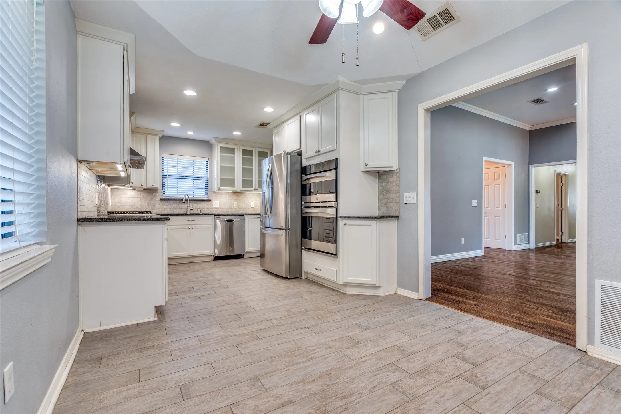Single Family Residence For Rent in Collin County , 2217 Canyon Valley Trail, Plano, Texas 75023, 3 Bedroom, 2 Bathroom, 2 Garage spaces, 1,838 Sqft, built in 1977, mls#21371320, Real Estate Agent in Plano, Homes For Rent in Collin county, Homes For Rent in Plano, Realtor in Plano Texas, Real Estate Brokerage Independent Realty Texas, Luminita Cordes Realtor