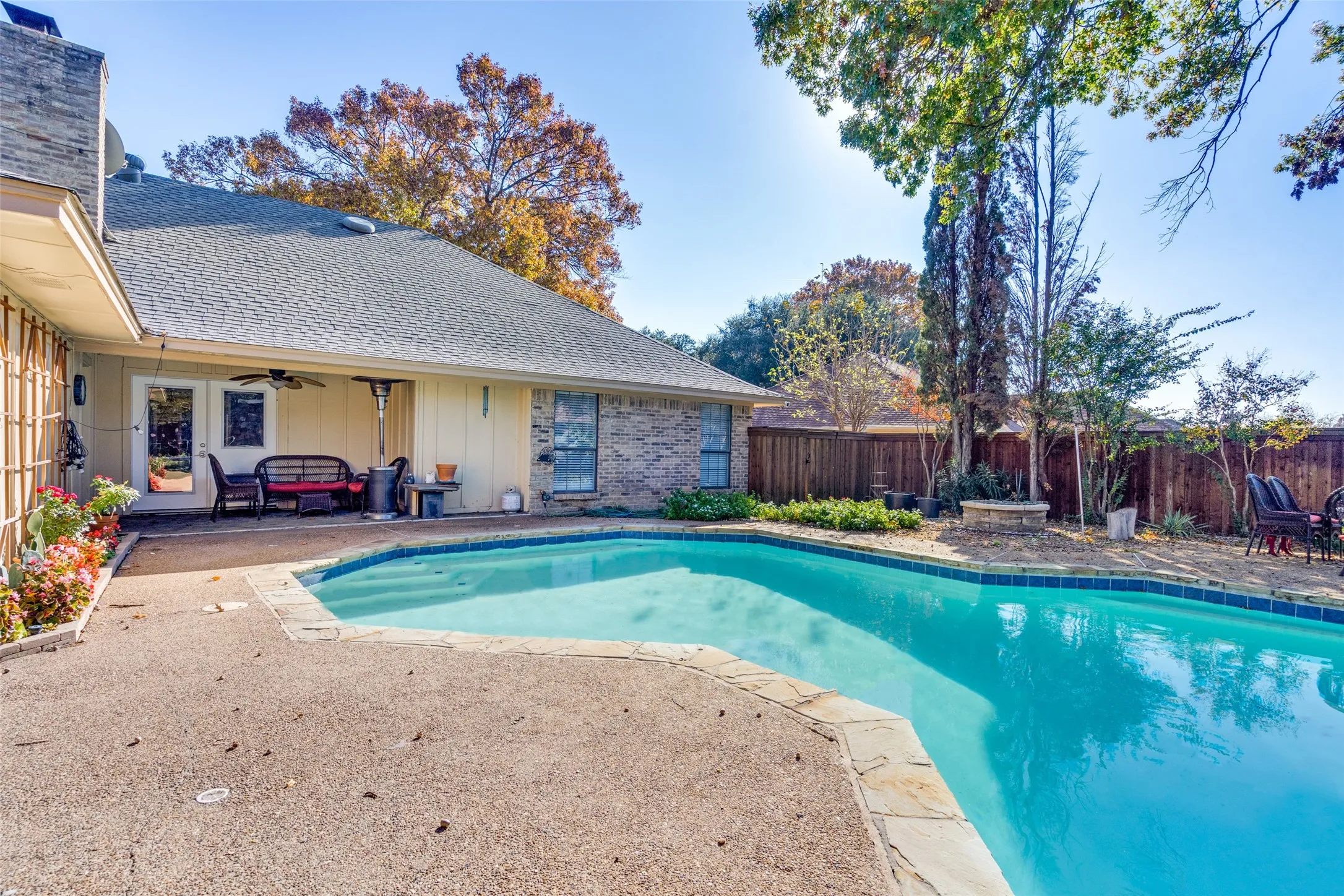 Single Family Residence For Rent in Collin County , 2217 Canyon Valley Trail, Plano, Texas 75023, 3 Bedroom, 2 Bathroom, 2 Garage spaces, 1,838 Sqft, built in 1977, mls#21371320, Real Estate Agent in Plano, Homes For Rent in Collin county, Homes For Rent in Plano, Realtor in Plano Texas, Real Estate Brokerage Independent Realty Texas, Luminita Cordes Realtor