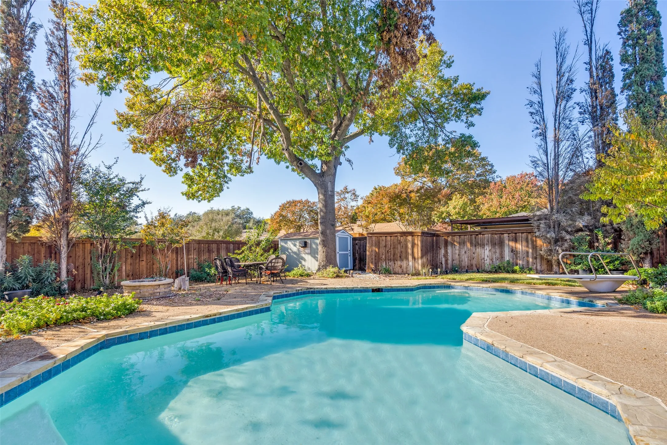Single Family Residence For Rent in Collin County , 2217 Canyon Valley Trail, Plano, Texas 75023, 3 Bedroom, 2 Bathroom, 2 Garage spaces, 1,838 Sqft, built in 1977, mls#21371320, Real Estate Agent in Plano, Homes For Rent in Collin county, Homes For Rent in Plano, Realtor in Plano Texas, Real Estate Brokerage Independent Realty Texas, Luminita Cordes Realtor