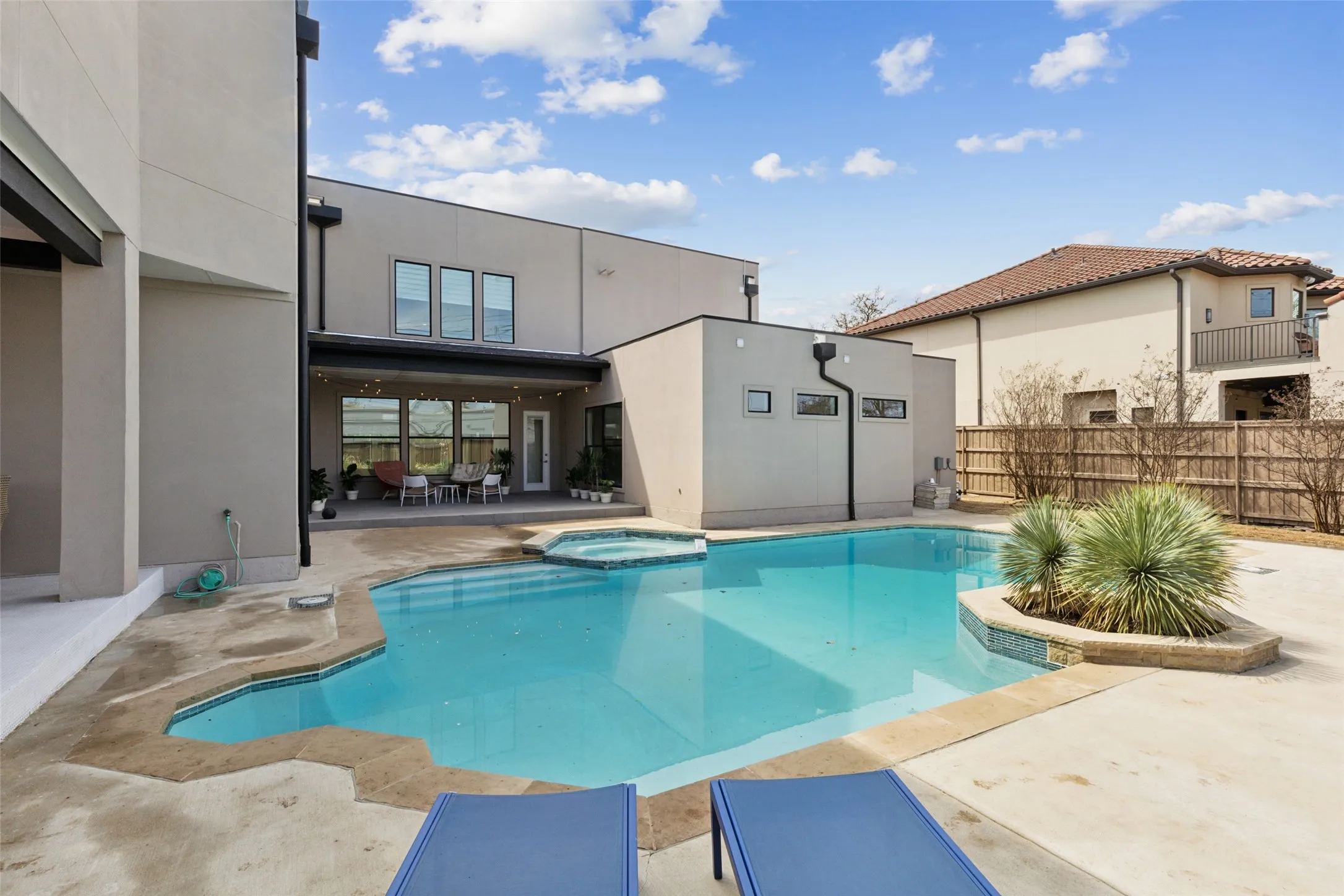 Single Family Residence For Rent in Dallas County , 6441 Royalton Drive, Dallas, Texas 75230, 6 Bedroom, 7 Bathroom, 3 Garage spaces, 5,635 Sqft, built in 2022, mls#21371331, Real Estate Agent in Dallas, Homes For Rent in Dallas county, Homes For Rent in Dallas, Realtor in Dallas Texas, Real Estate Brokerage Independent Realty Texas, Luminita Cordes Realtor